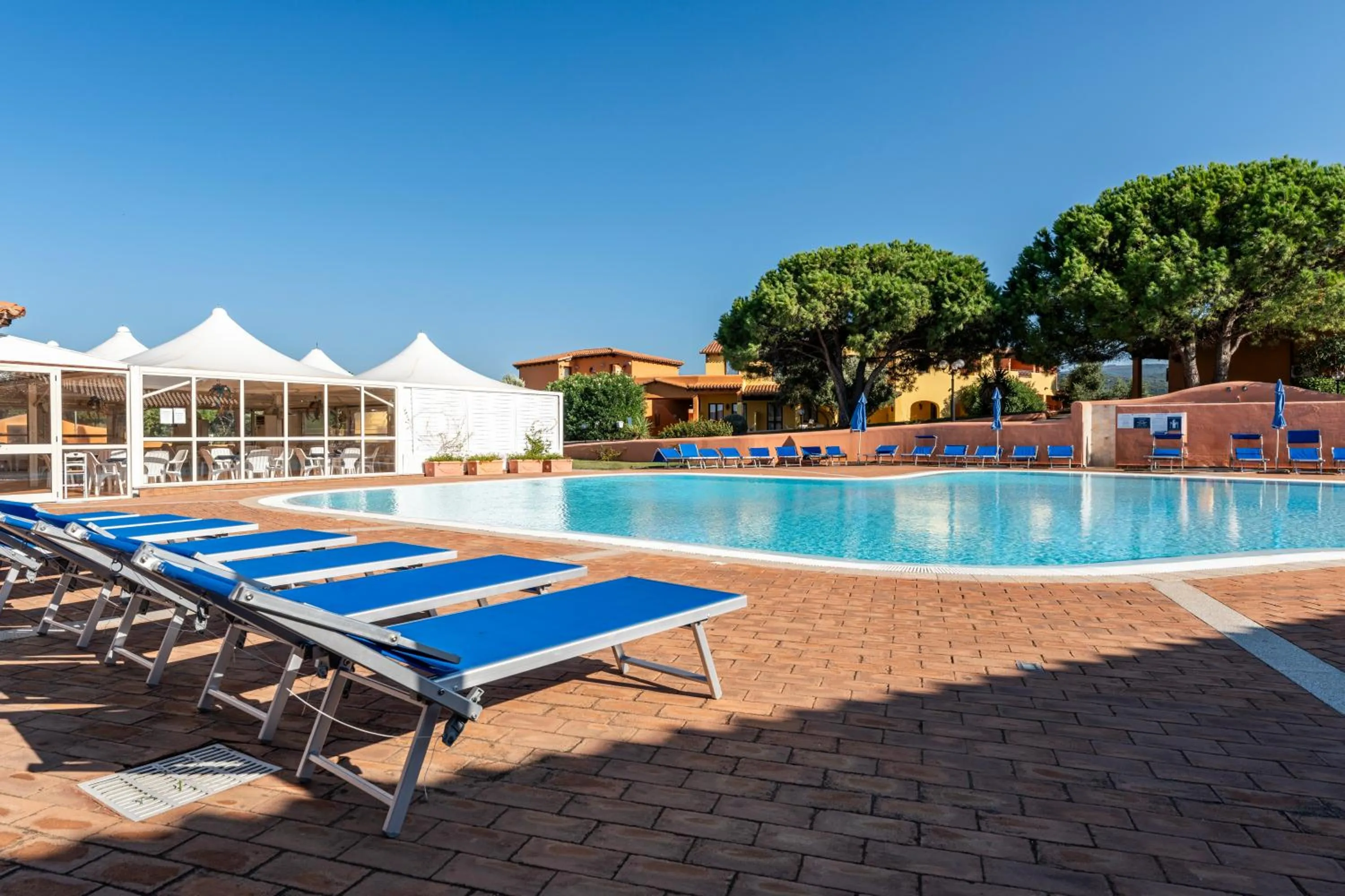 Swimming pool in Residence Baia dei Mirti