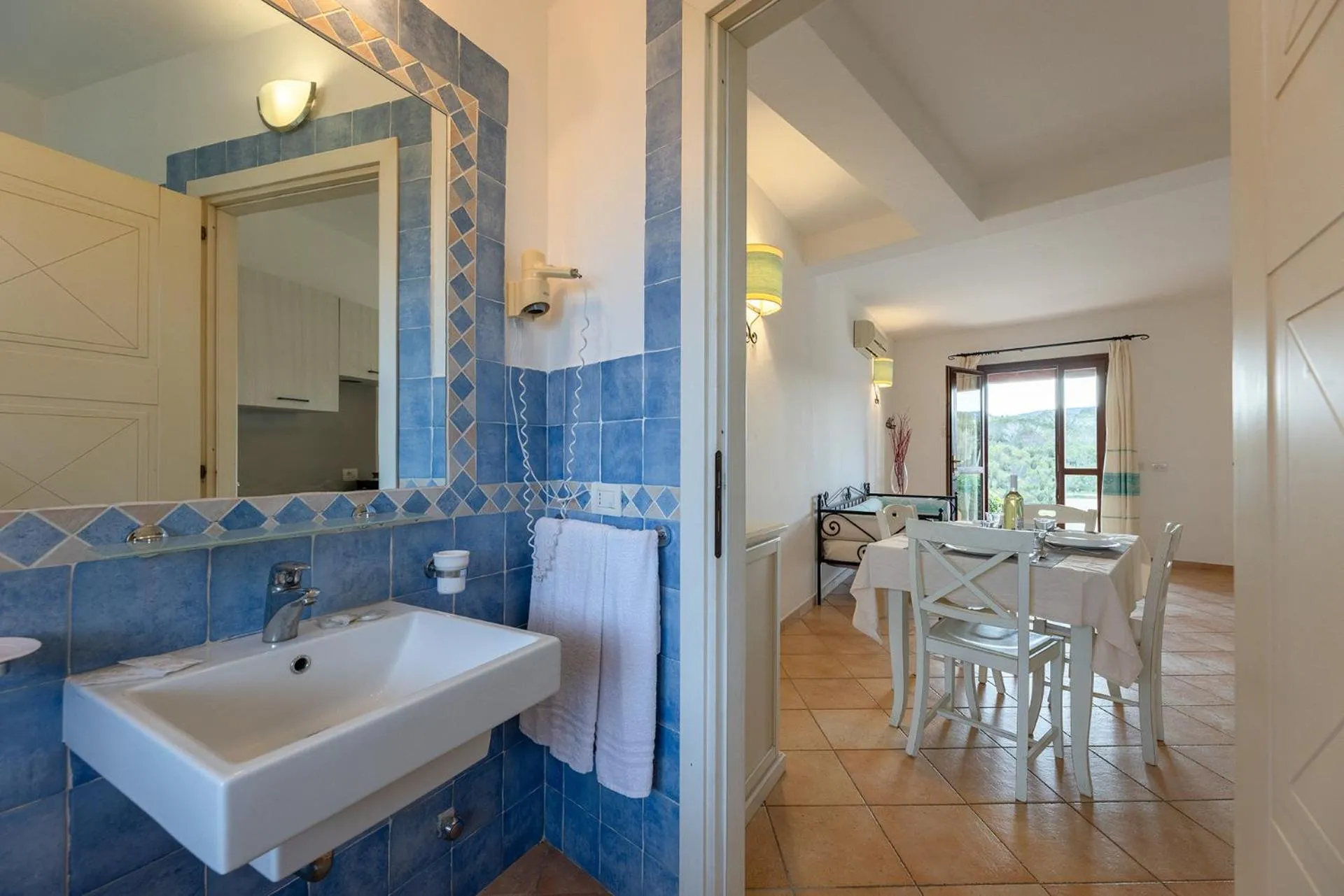 Bathroom in Residence Baia dei Mirti