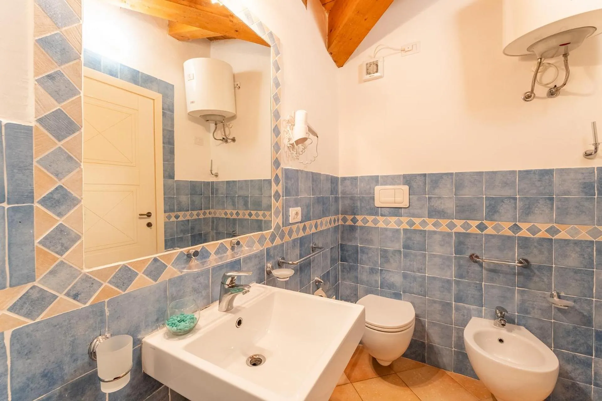 Bathroom in Residence Baia dei Mirti