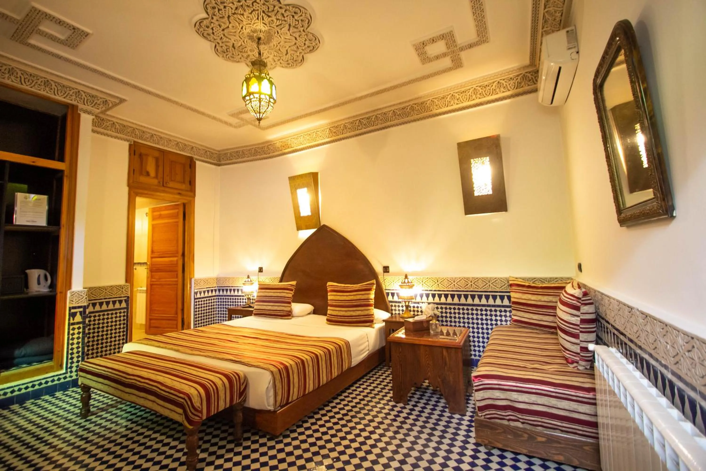 Photo of the whole room, Bed in Riad Al Makan Fes & Spa