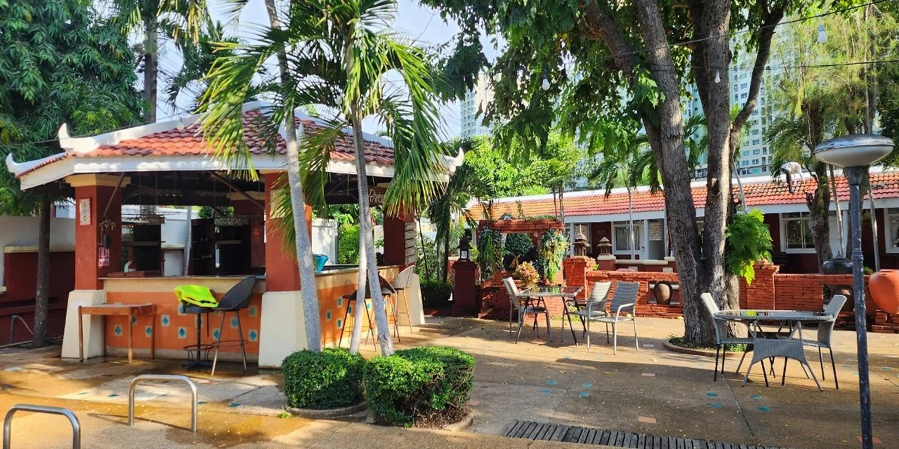 Property building in Safari Riviera Resort