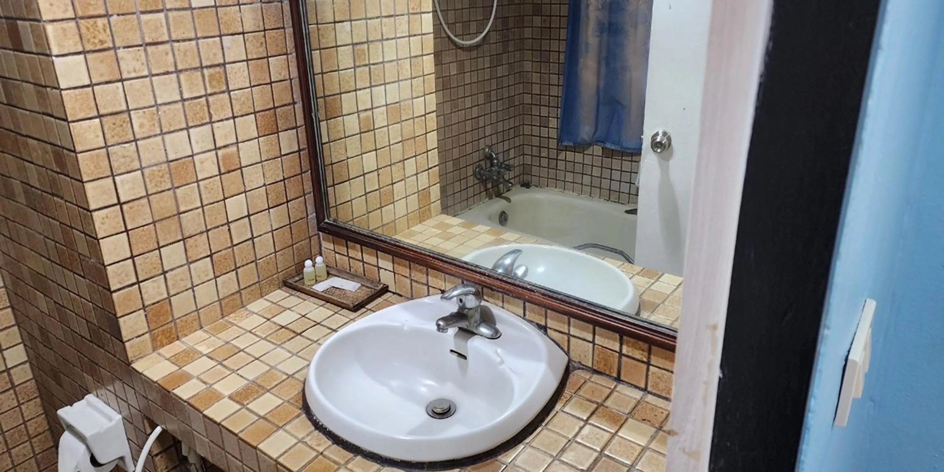 Bathroom in Safari Riviera Resort