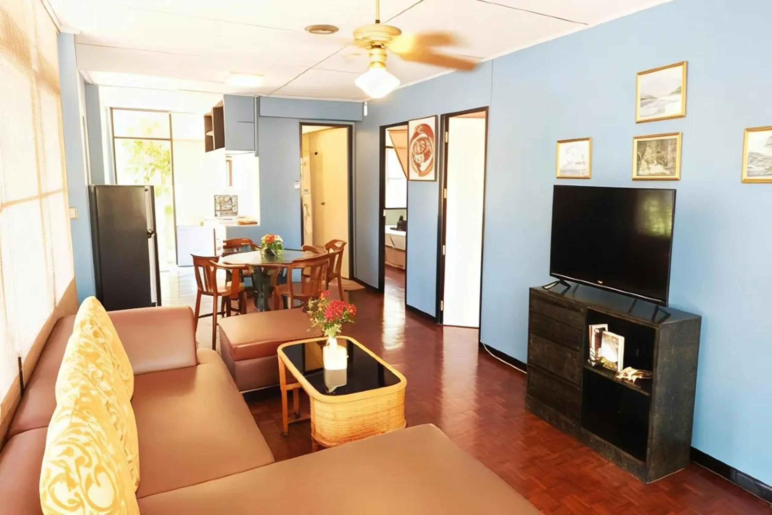 Living room in Safari Riviera Resort