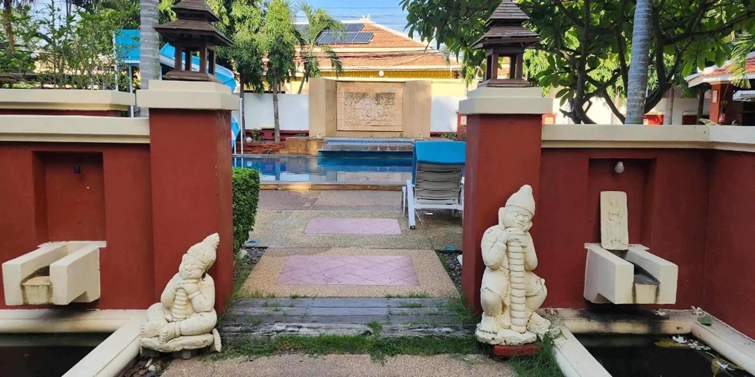 Property building in Safari Riviera Resort Property building in Safari Riviera Resort