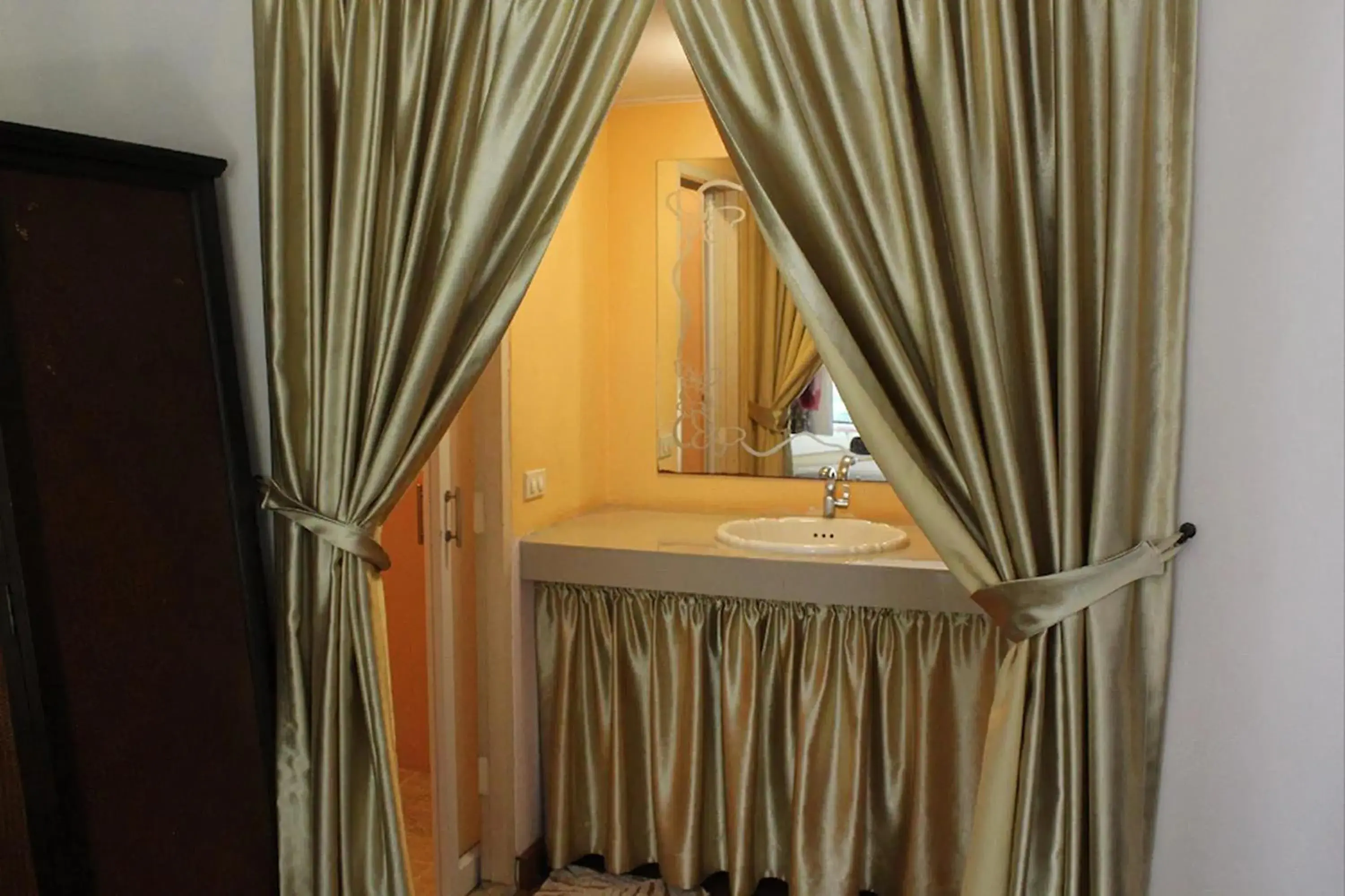 Bathroom in Safari Riviera Resort Bathroom in Safari Riviera Resort