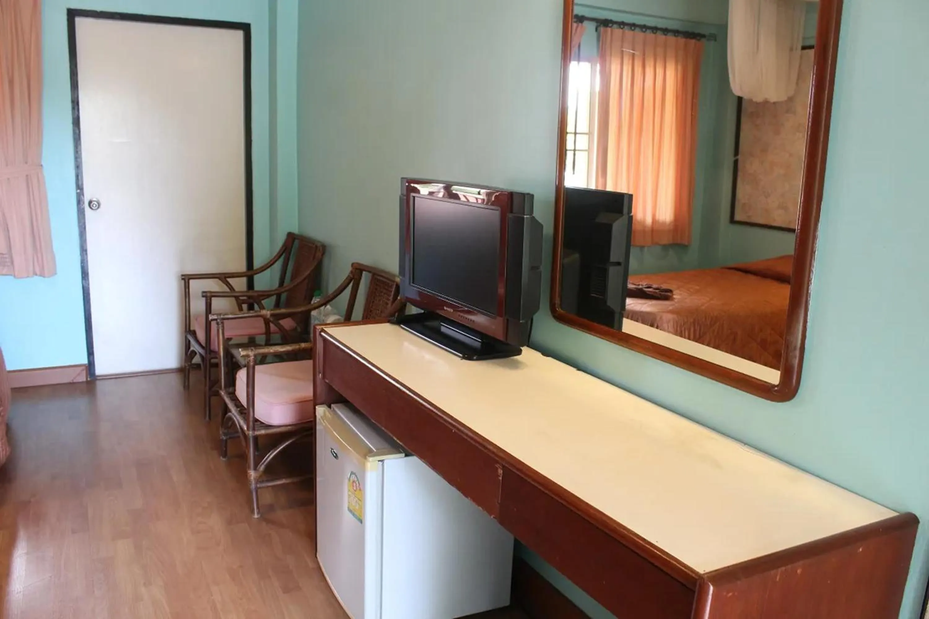 Bedroom, Bed in Safari Riviera Resort