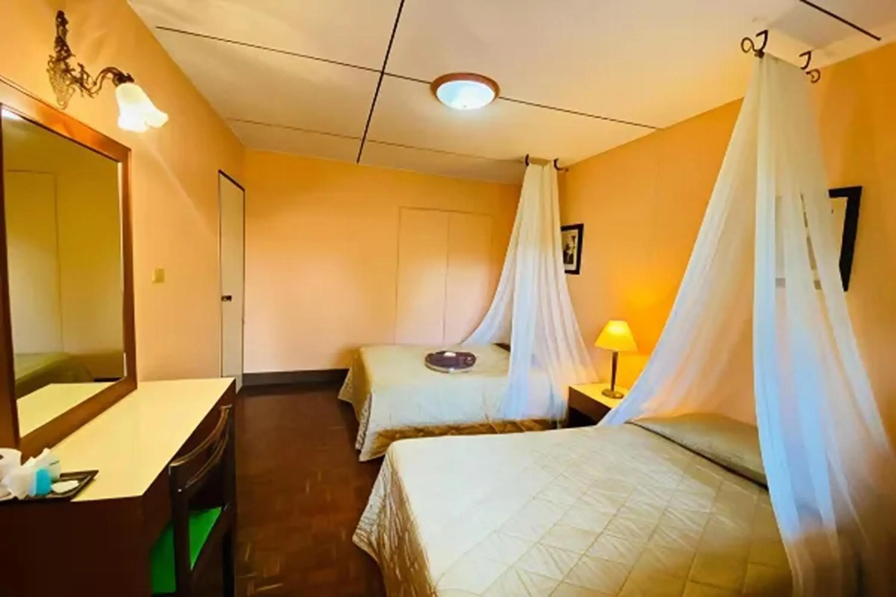 Deluxe Twin Room in Safari Riviera Resort Deluxe Twin Room in Safari Riviera Resort