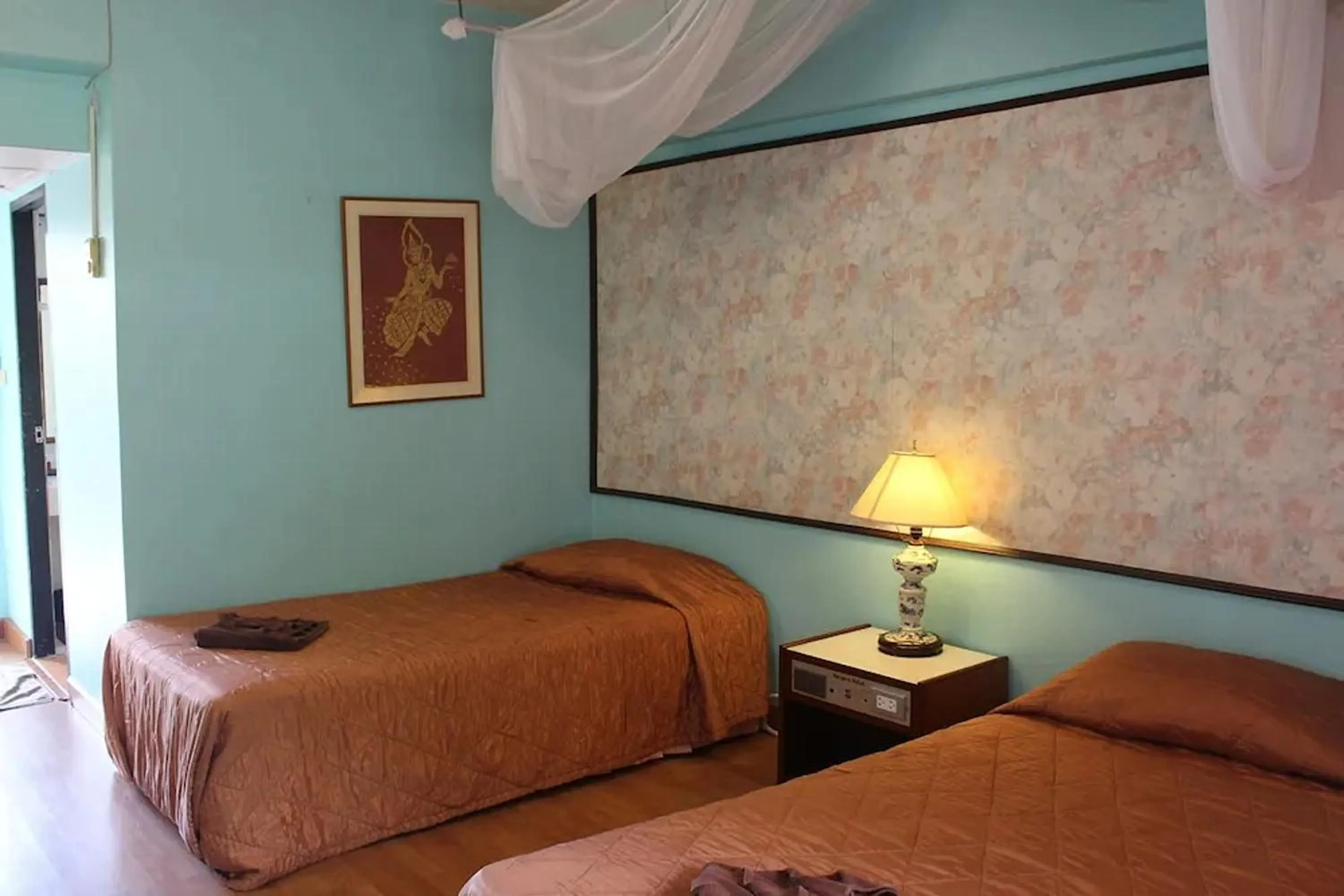 Bedroom, Bed in Safari Riviera Resort