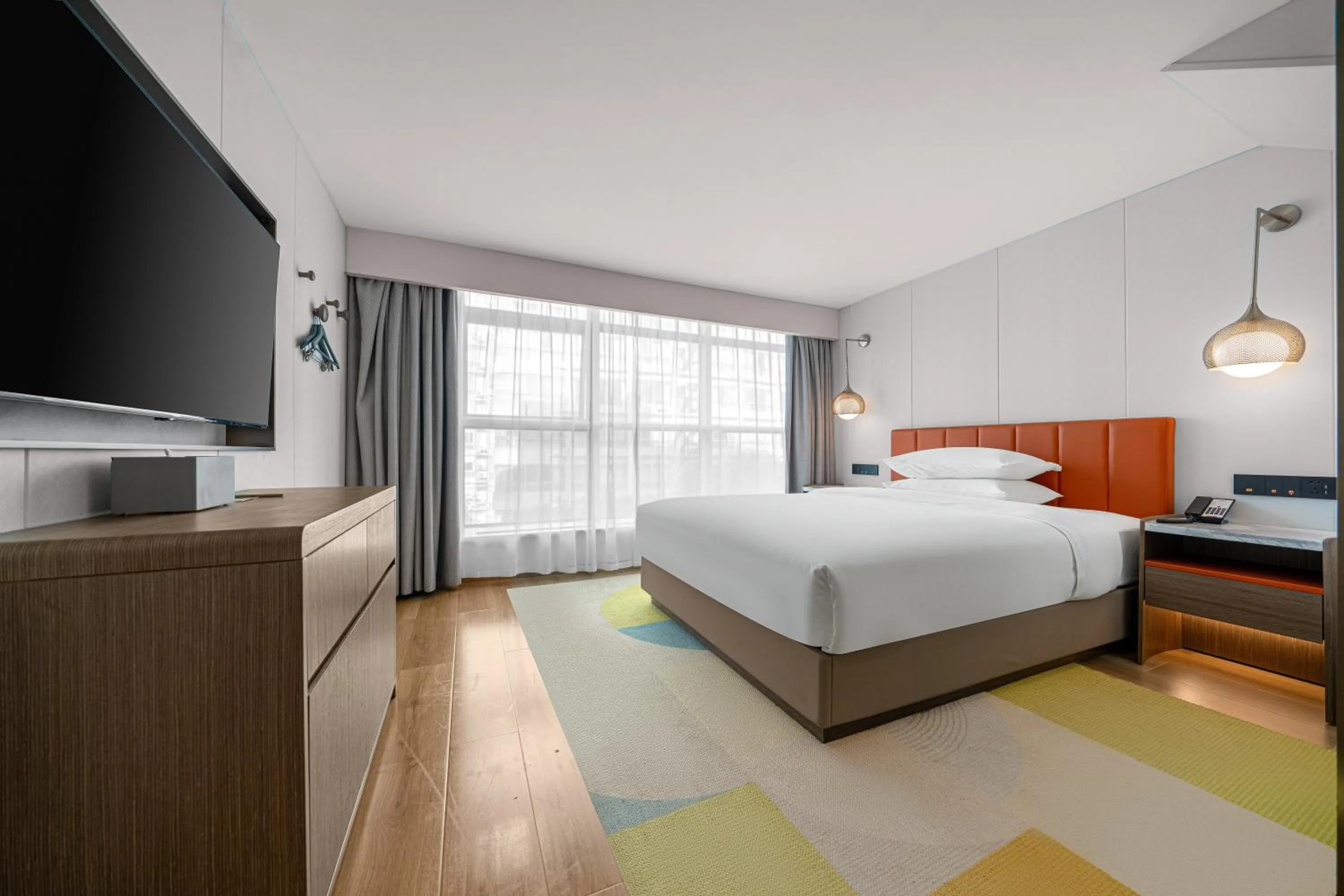 Bed in Home2 Suite by Hilton Chongqing South Bank