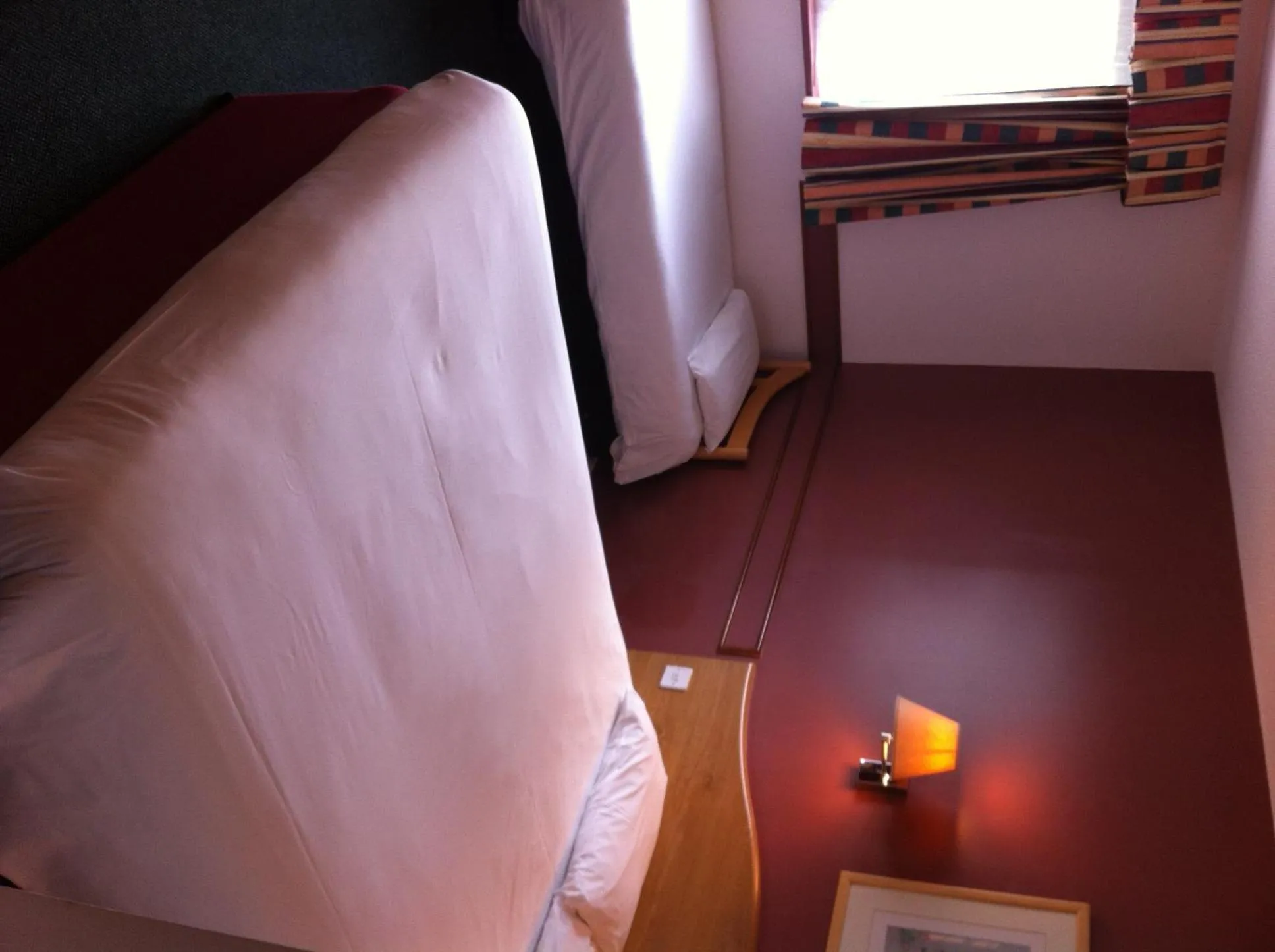 Bed in Days Inn Hotel Abington - Glasgow