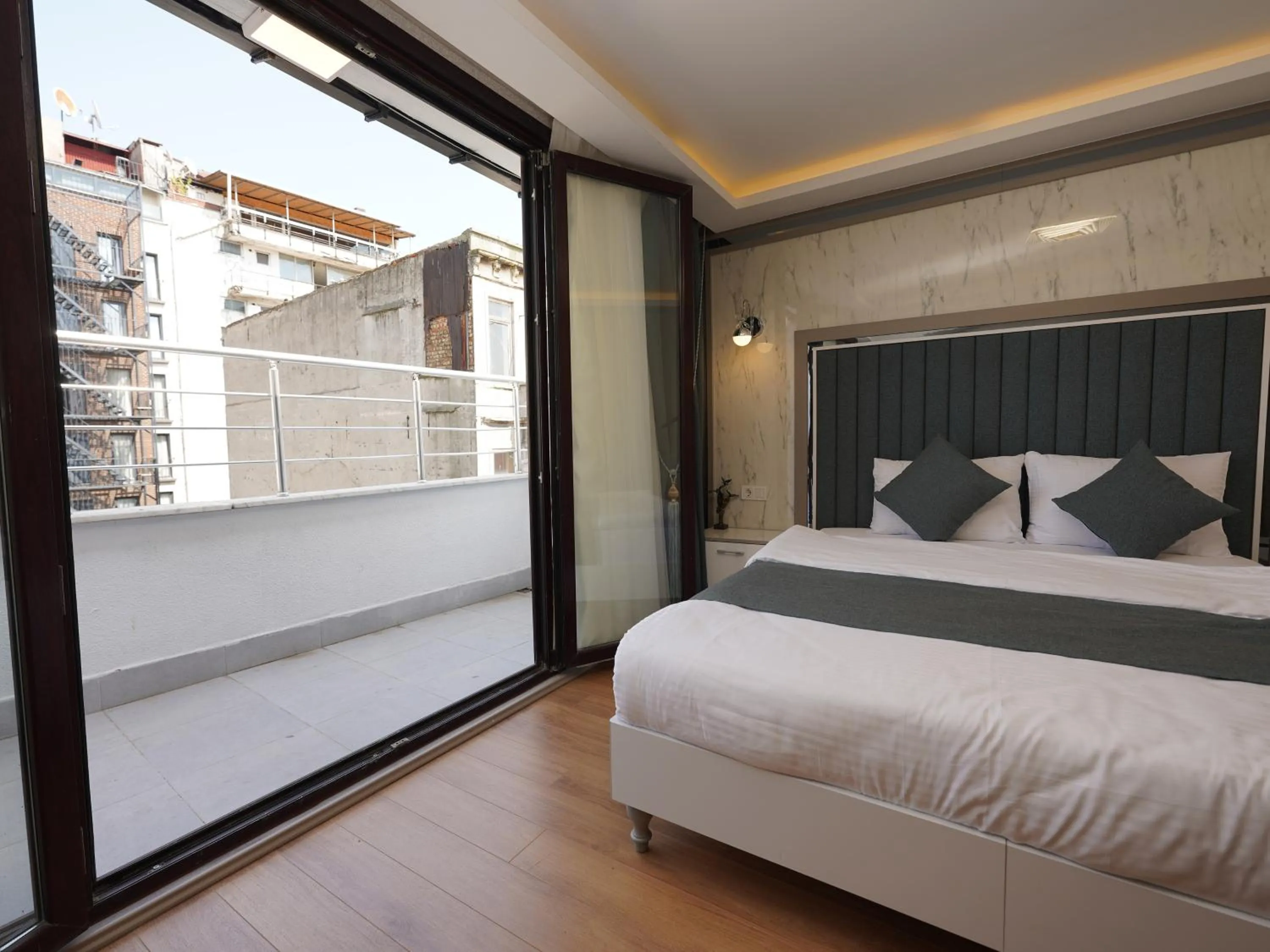 View (from property/room), Bed in gazelle suites