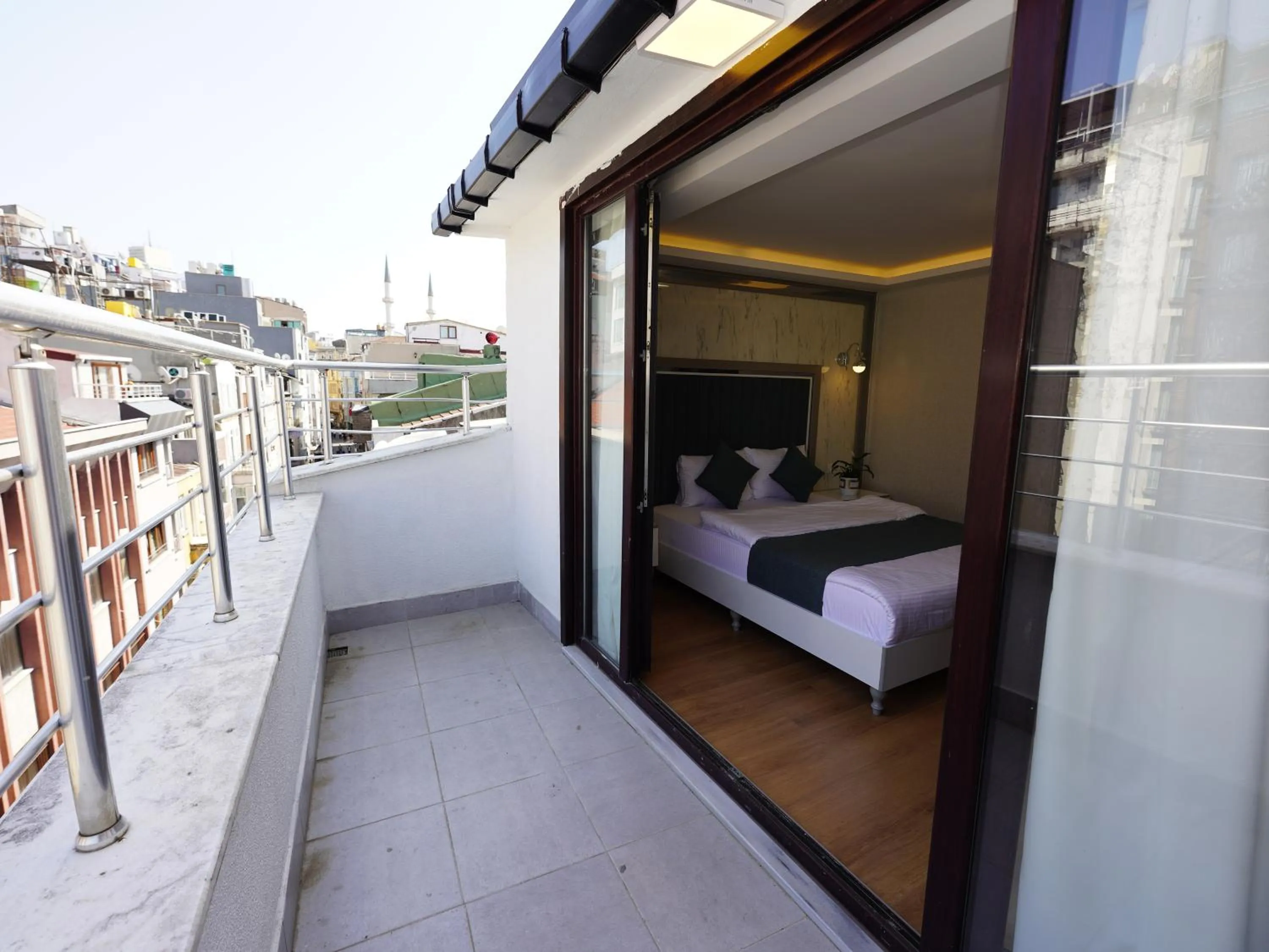 Bed in gazelle suites