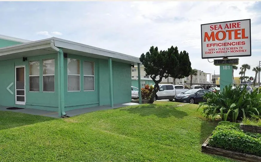 Property building in Sea Aire Oceanfront Inn