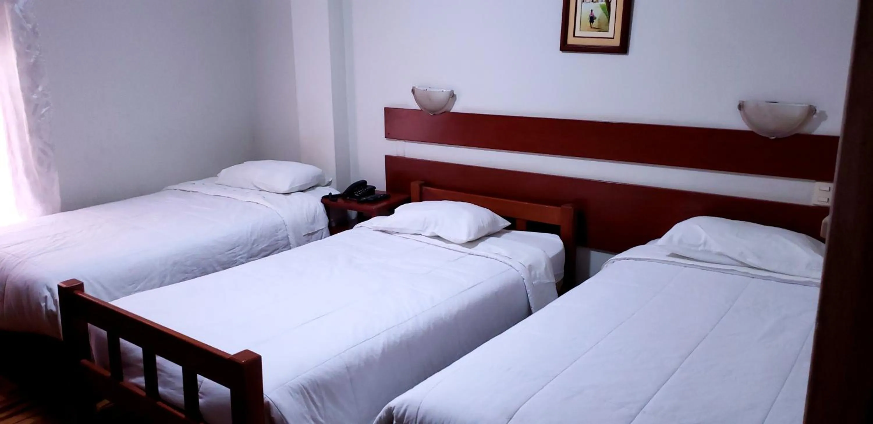 Photo of the whole room, Bed in Pretty House Hotel