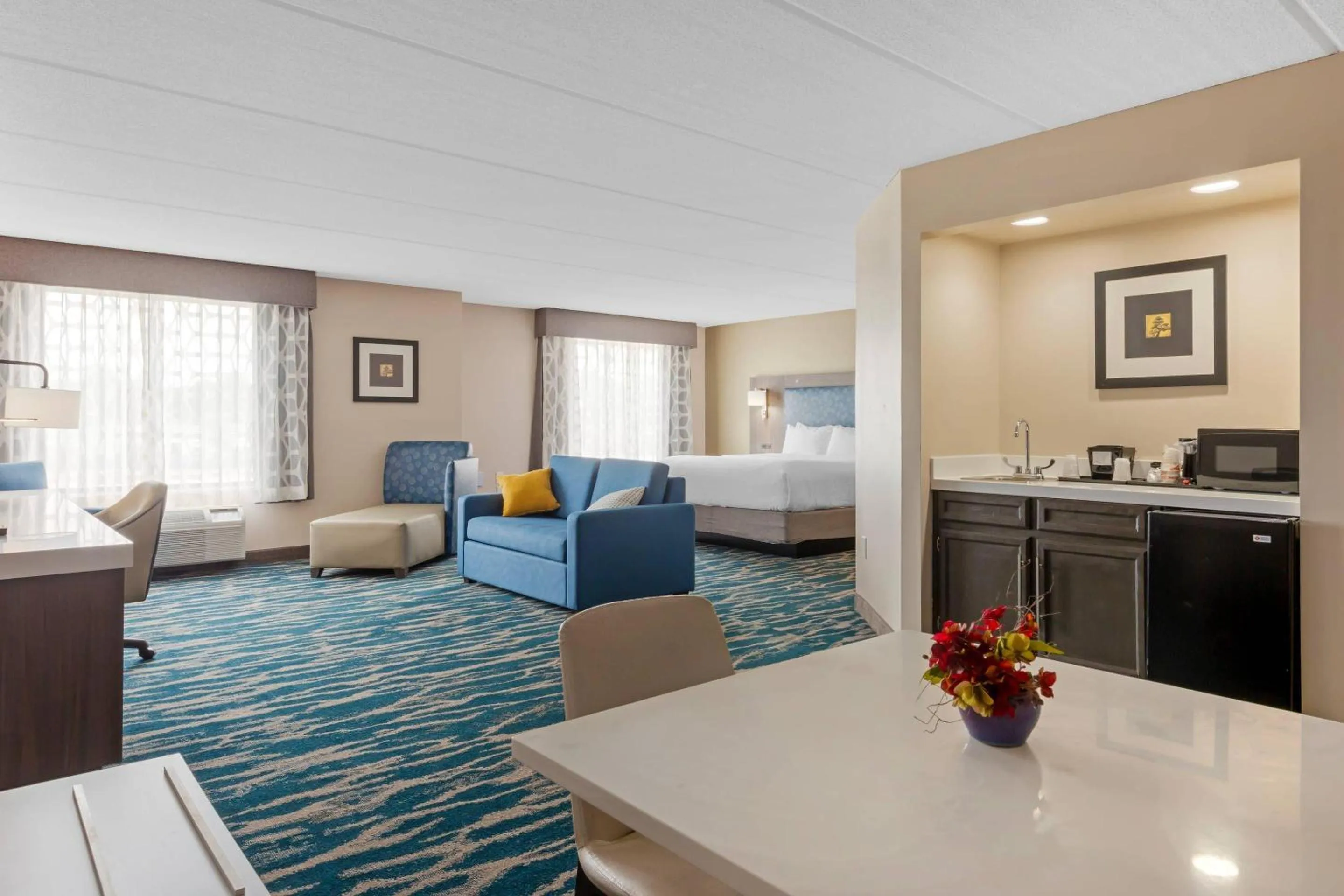 Bedroom, Bed in Comfort Inn & Suites Greenville Near East Carolina University