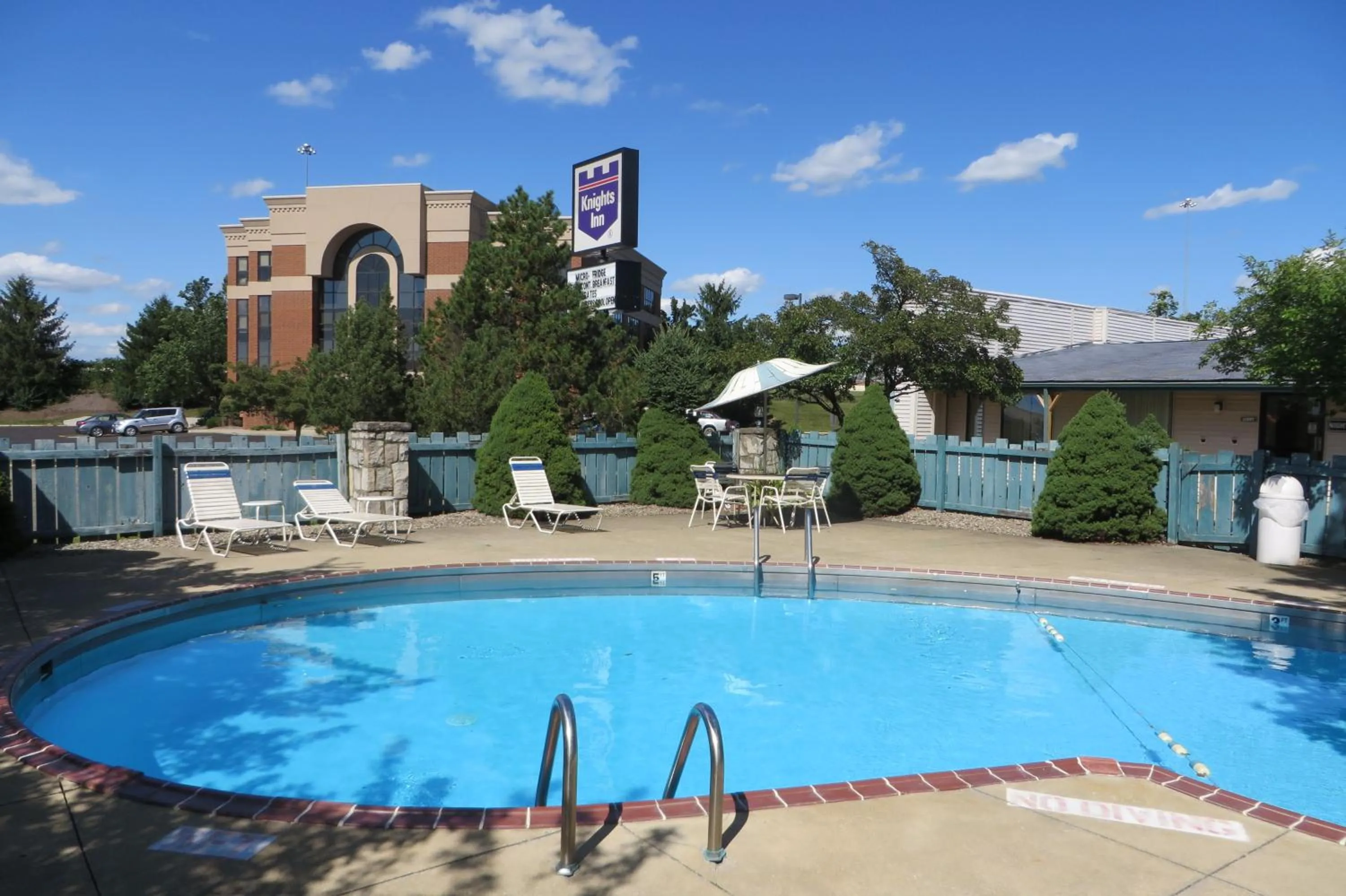 Swimming pool, Property Building in Knights Inn Canton