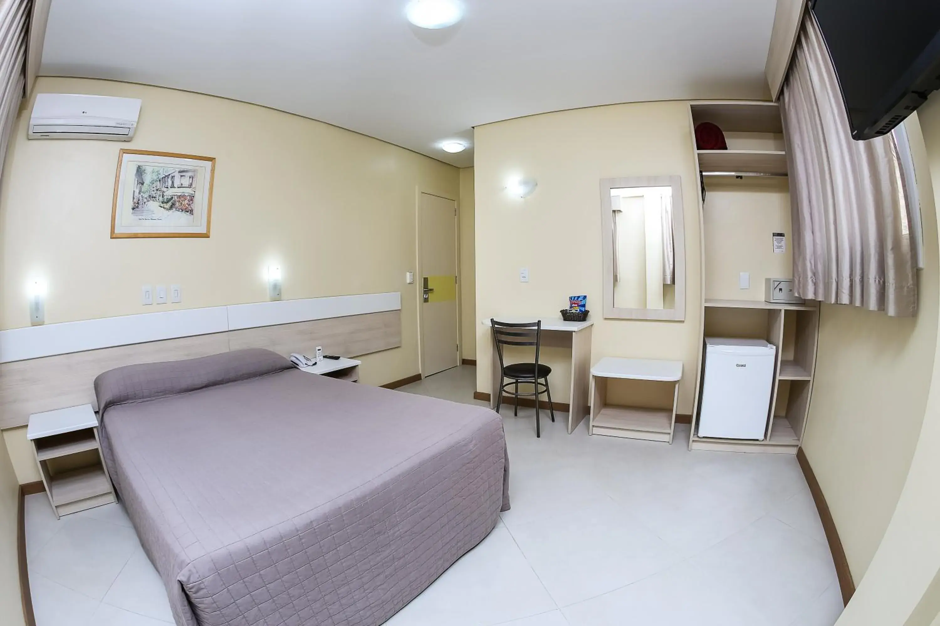 Bedroom, Bed in Hotel Express Savoy - Centro Histórico Bedroom, Bed in Hotel Express Savoy - Centro Histórico