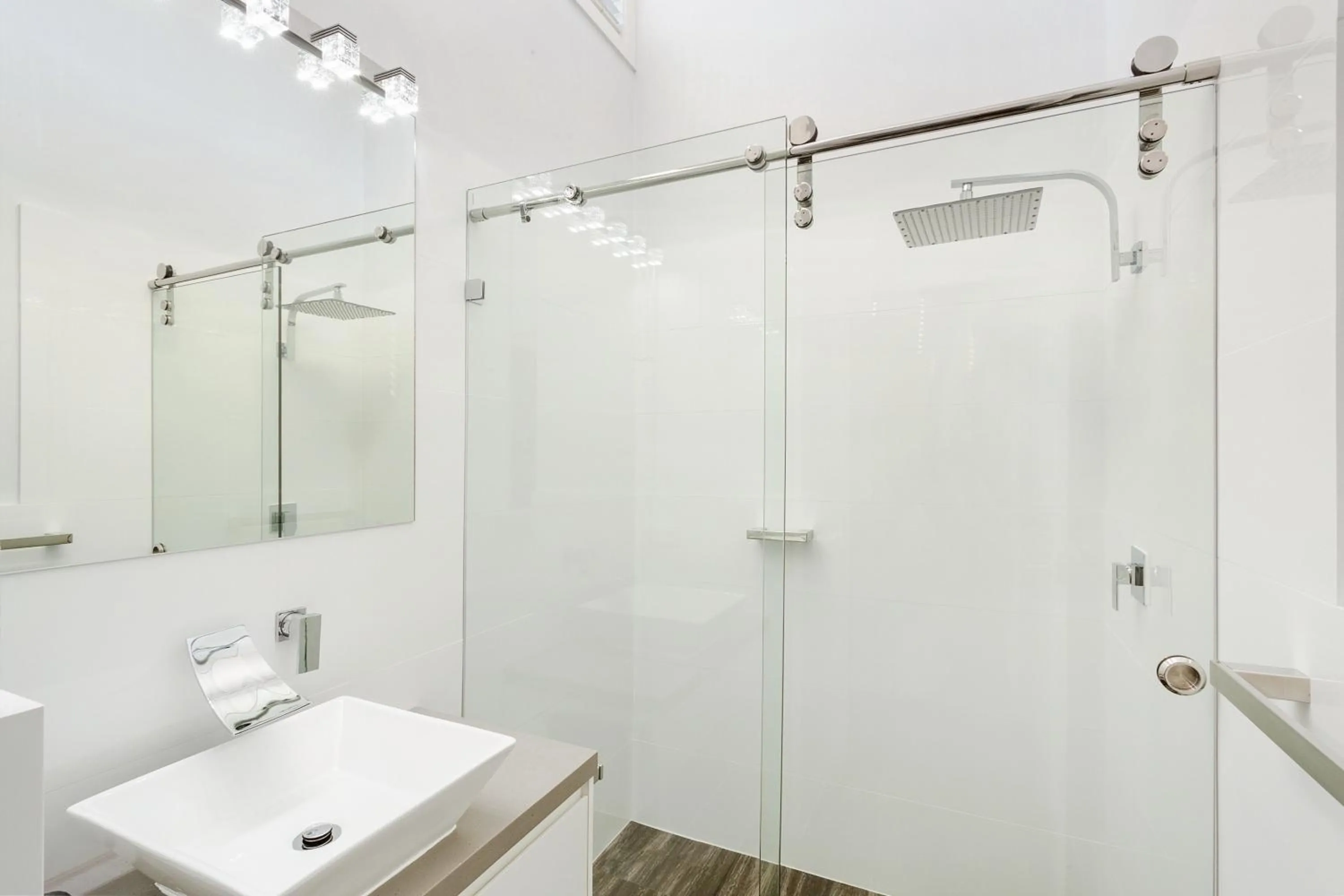 Bathroom in Panoramic Townhouses by Lisa