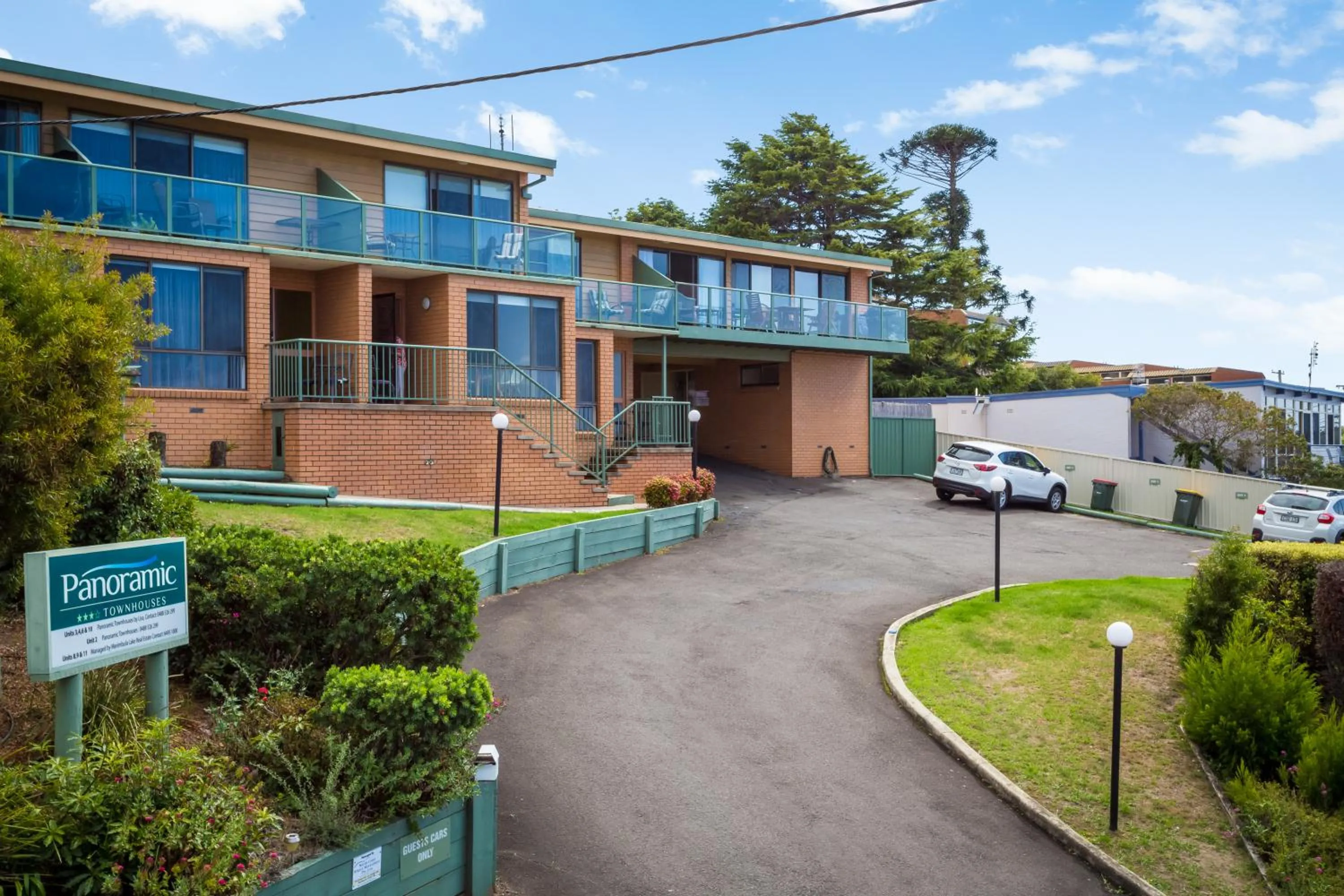 Panoramic Townhouses by Lisa