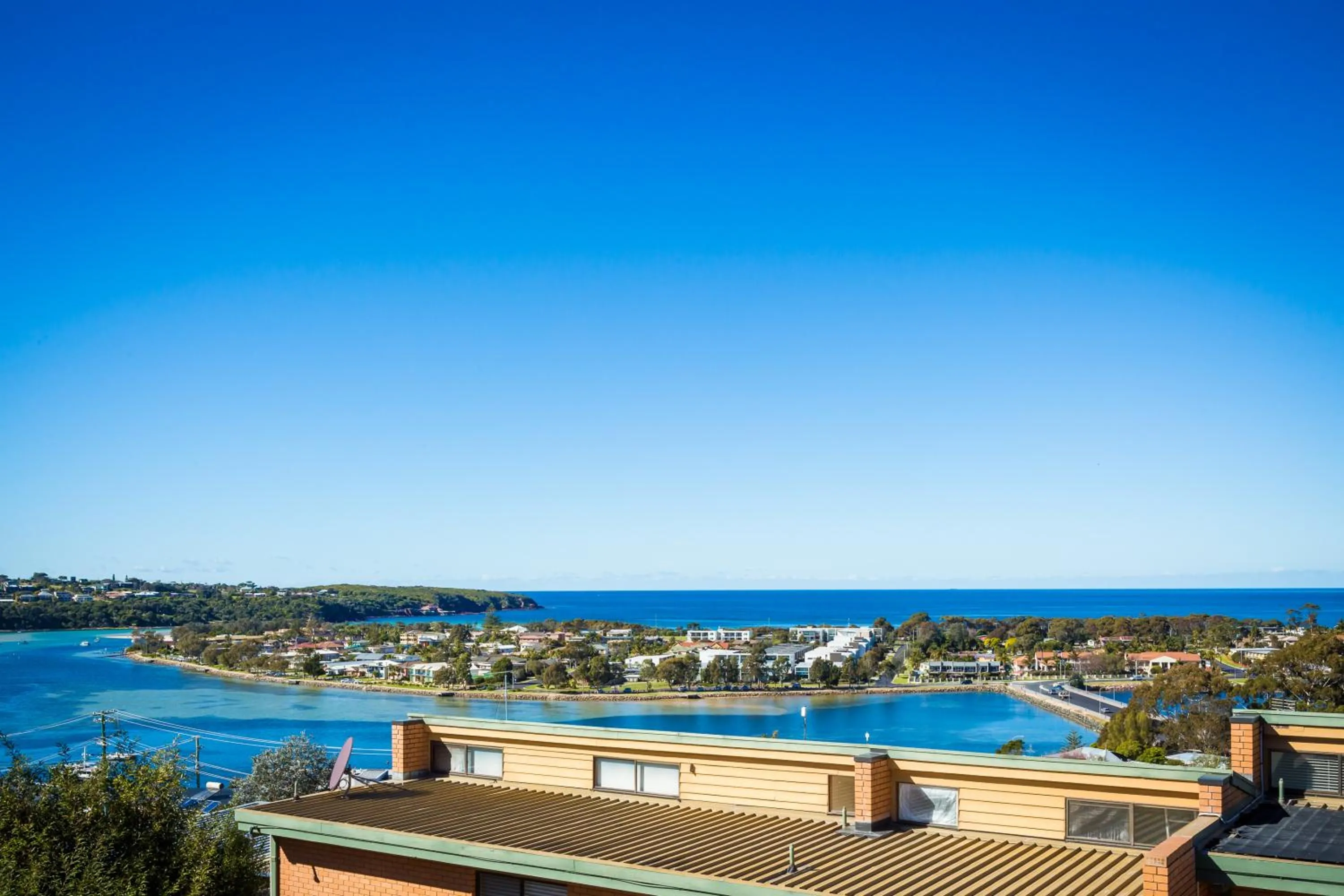 Lake view in Panoramic Townhouses by Lisa