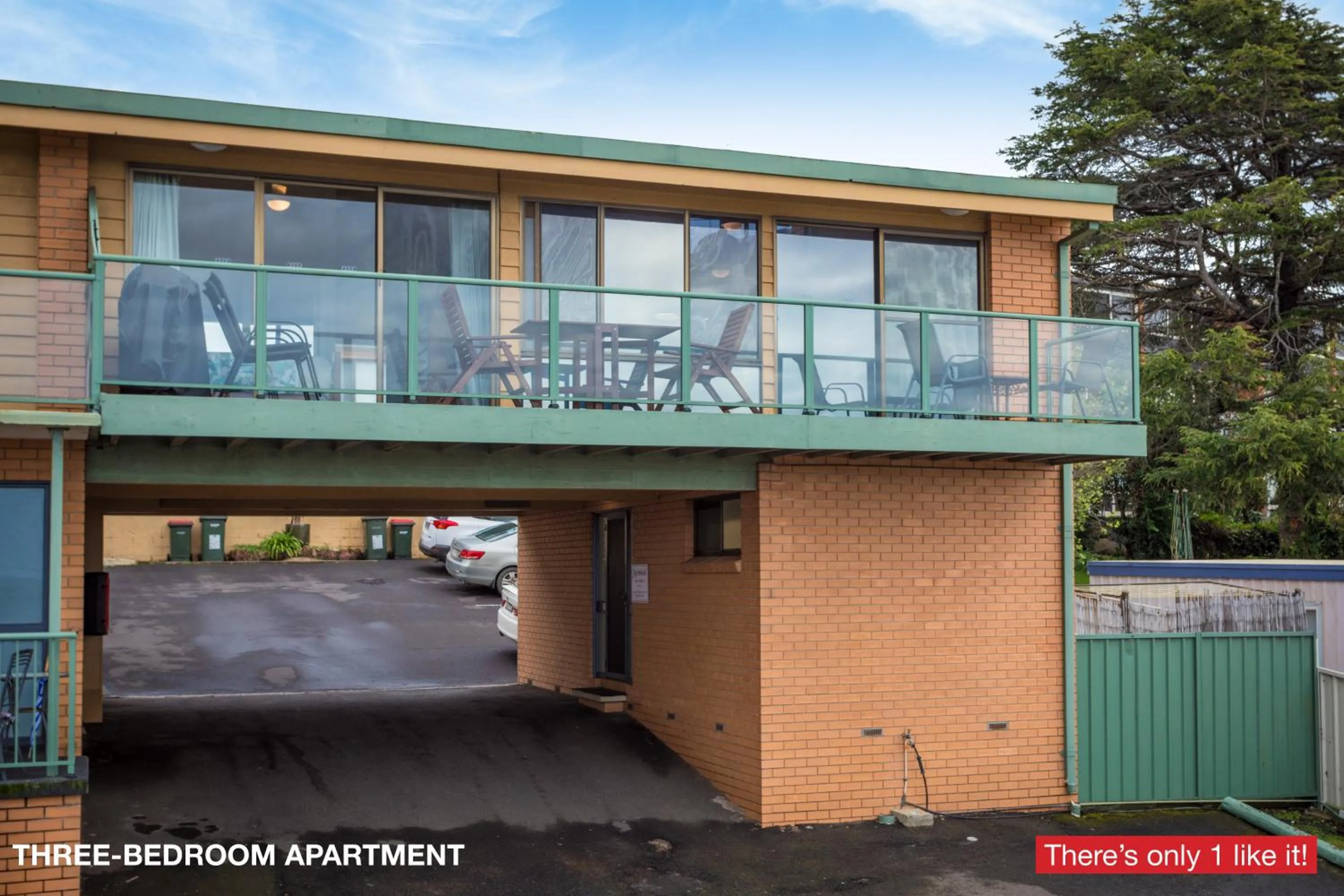 Property building in Panoramic Townhouses by Lisa