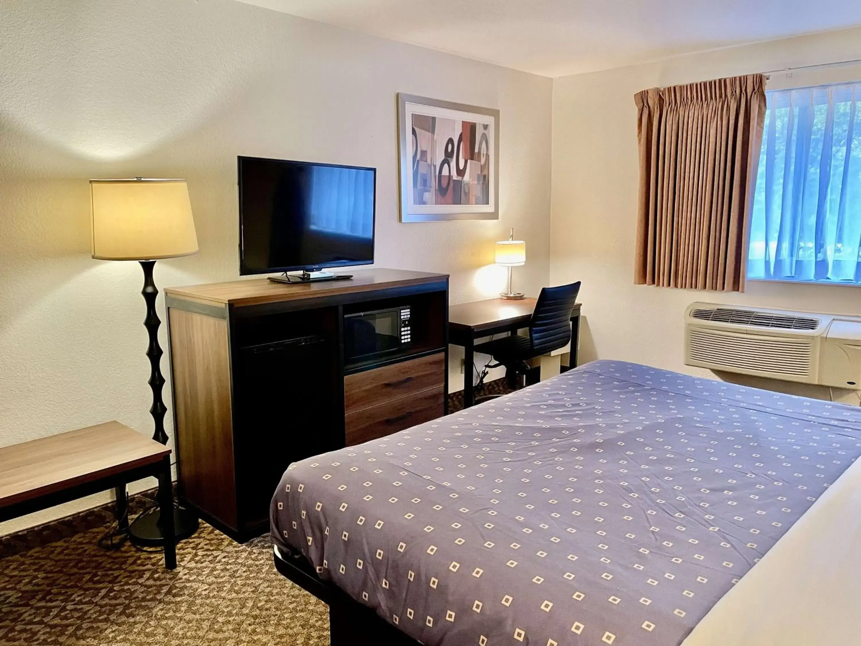 Bedroom, Bed in SureStay by Best Western Prince Frederick Bedroom, Bed in SureStay by Best Western Prince Frederick