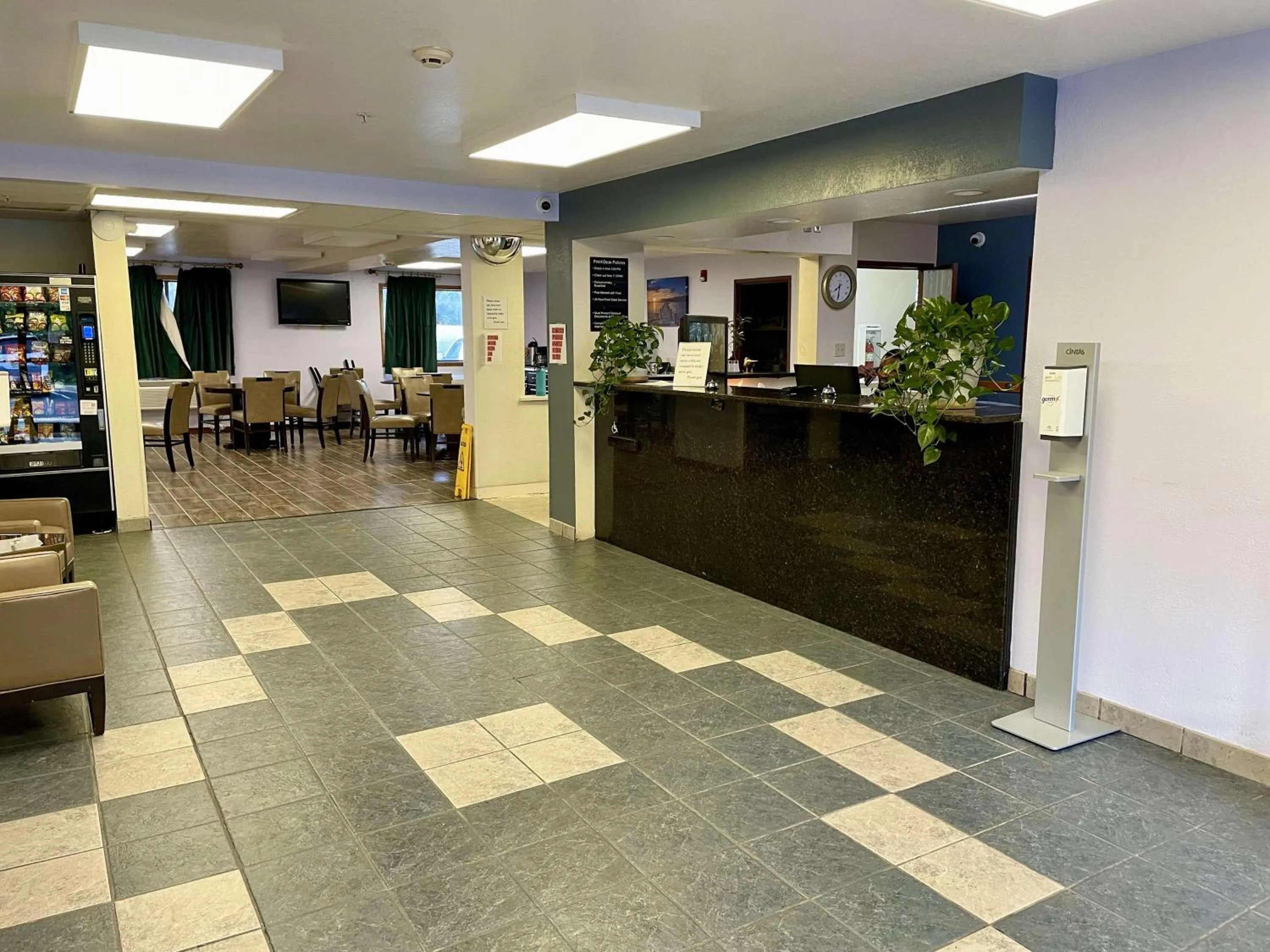 Lobby or reception in SureStay by Best Western Prince Frederick