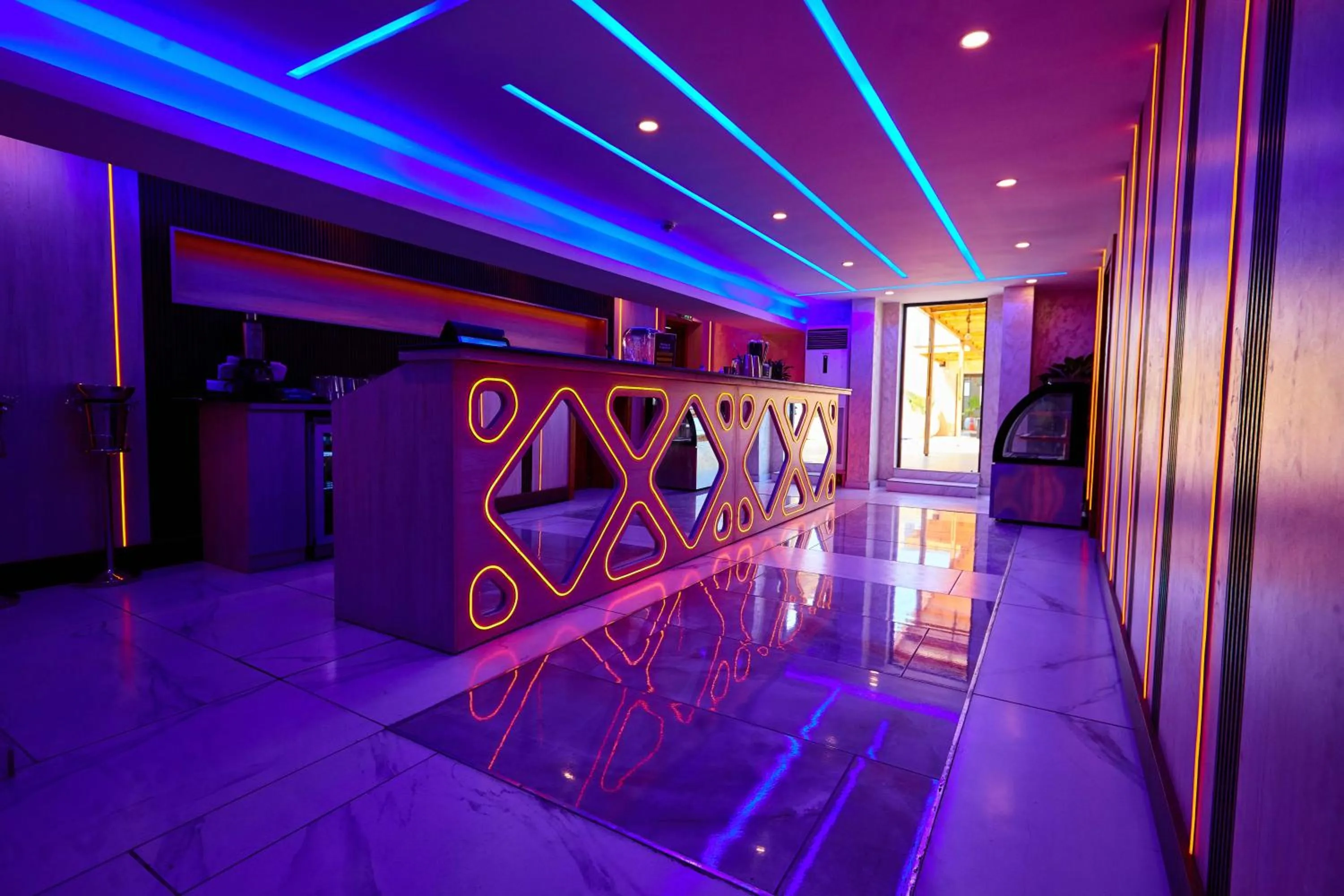 Evening entertainment in Vintano Hotel