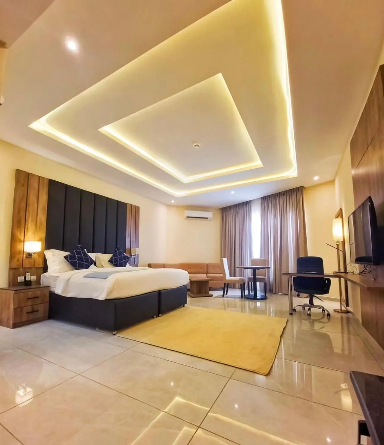 Bedroom, Bed in Vintano Hotel