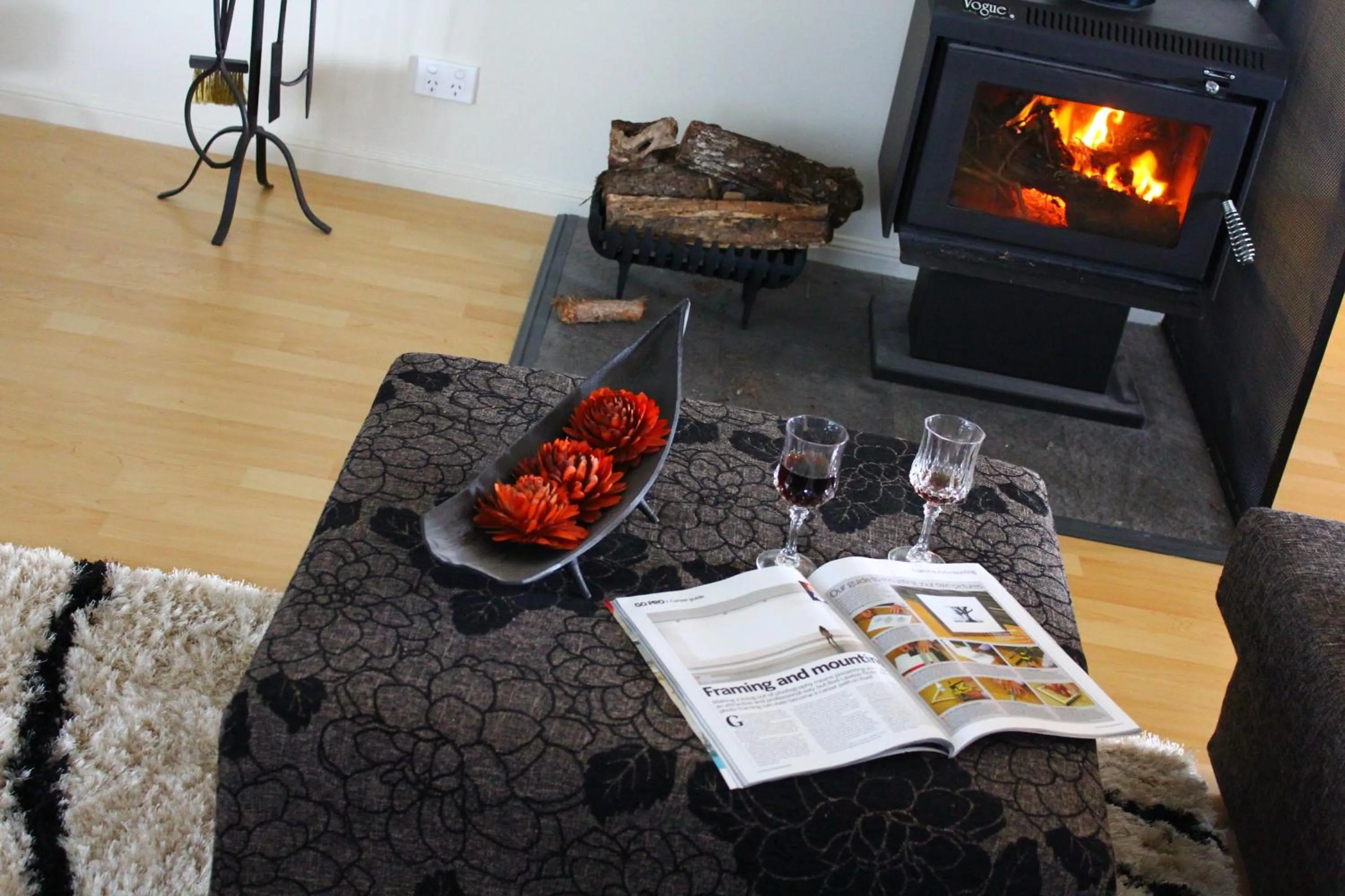 Living room in Tinaroo Sunset Retreat