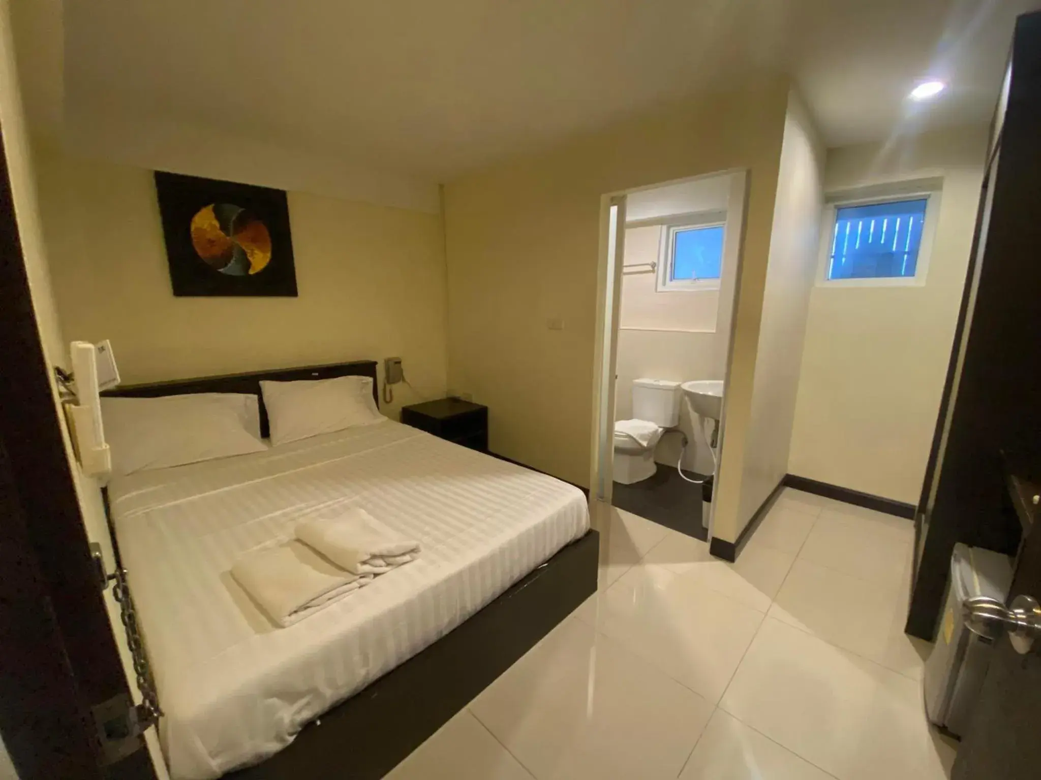 Bed in The Elegant Patong Bed in The Elegant Patong