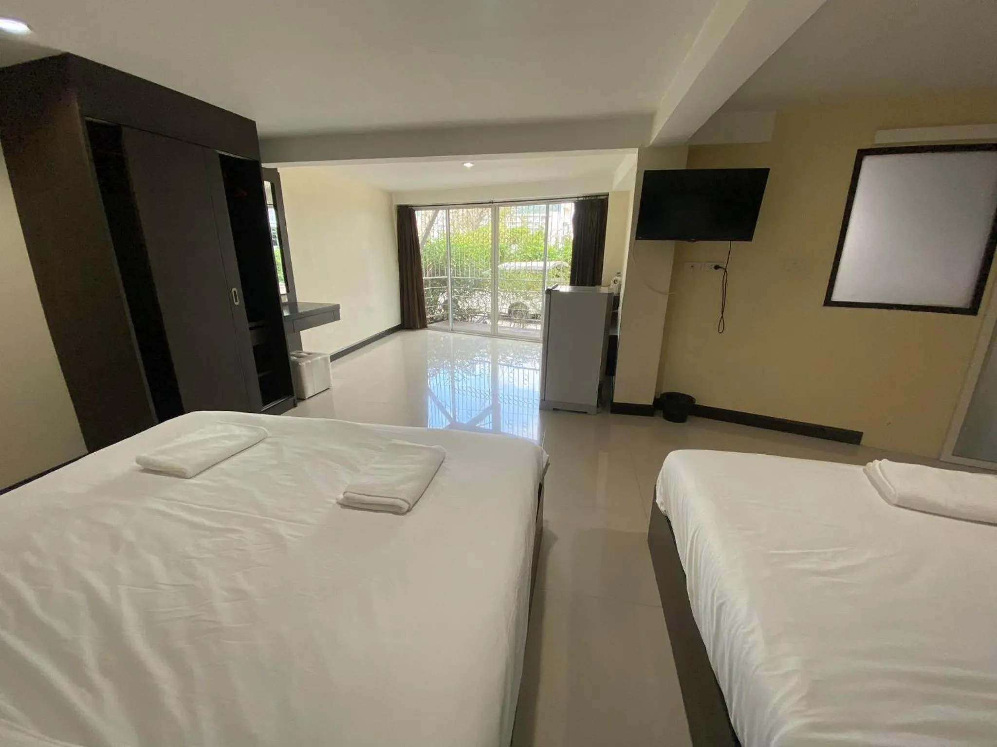 Bed in The Elegant Patong