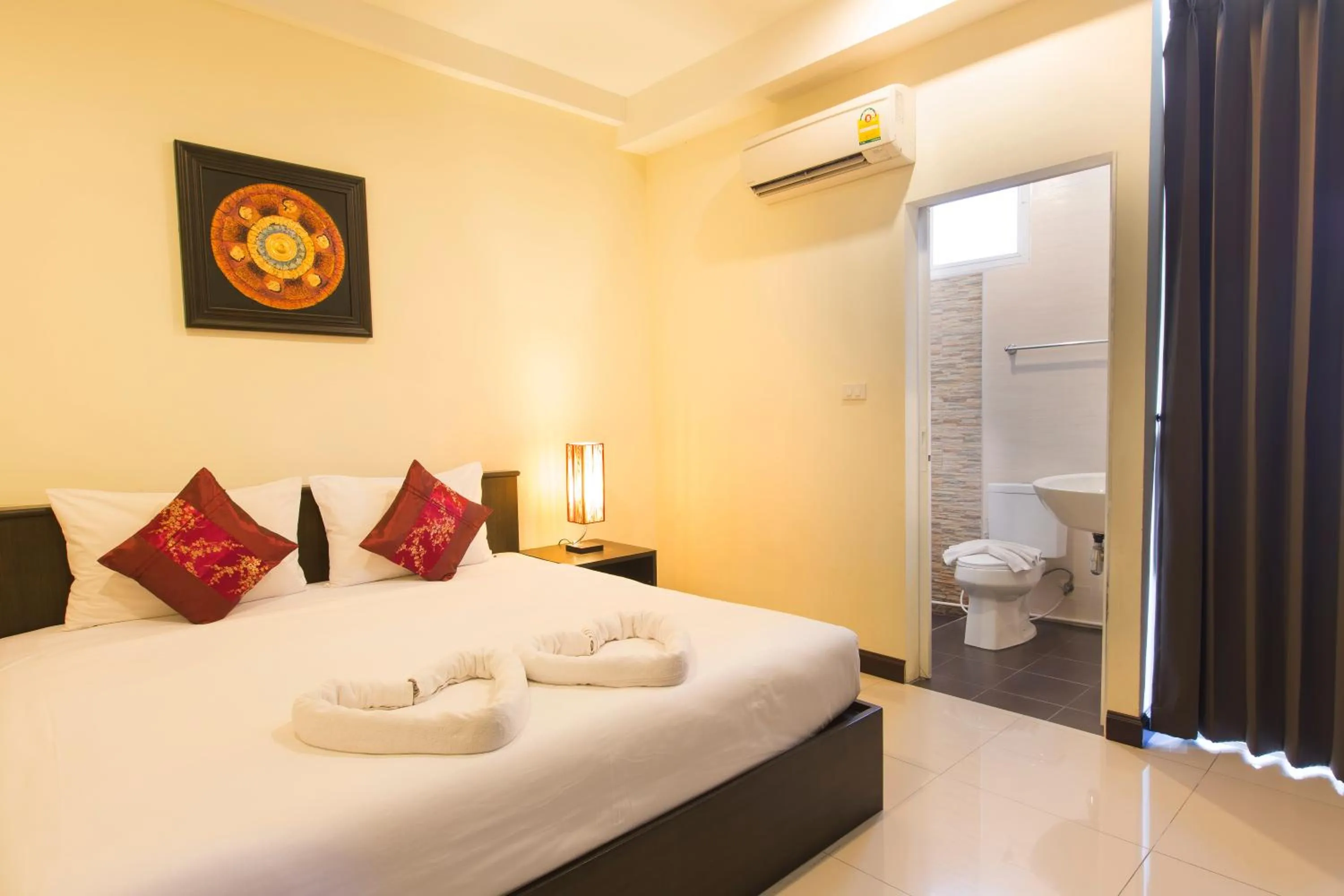 Bed in The Elegant Patong