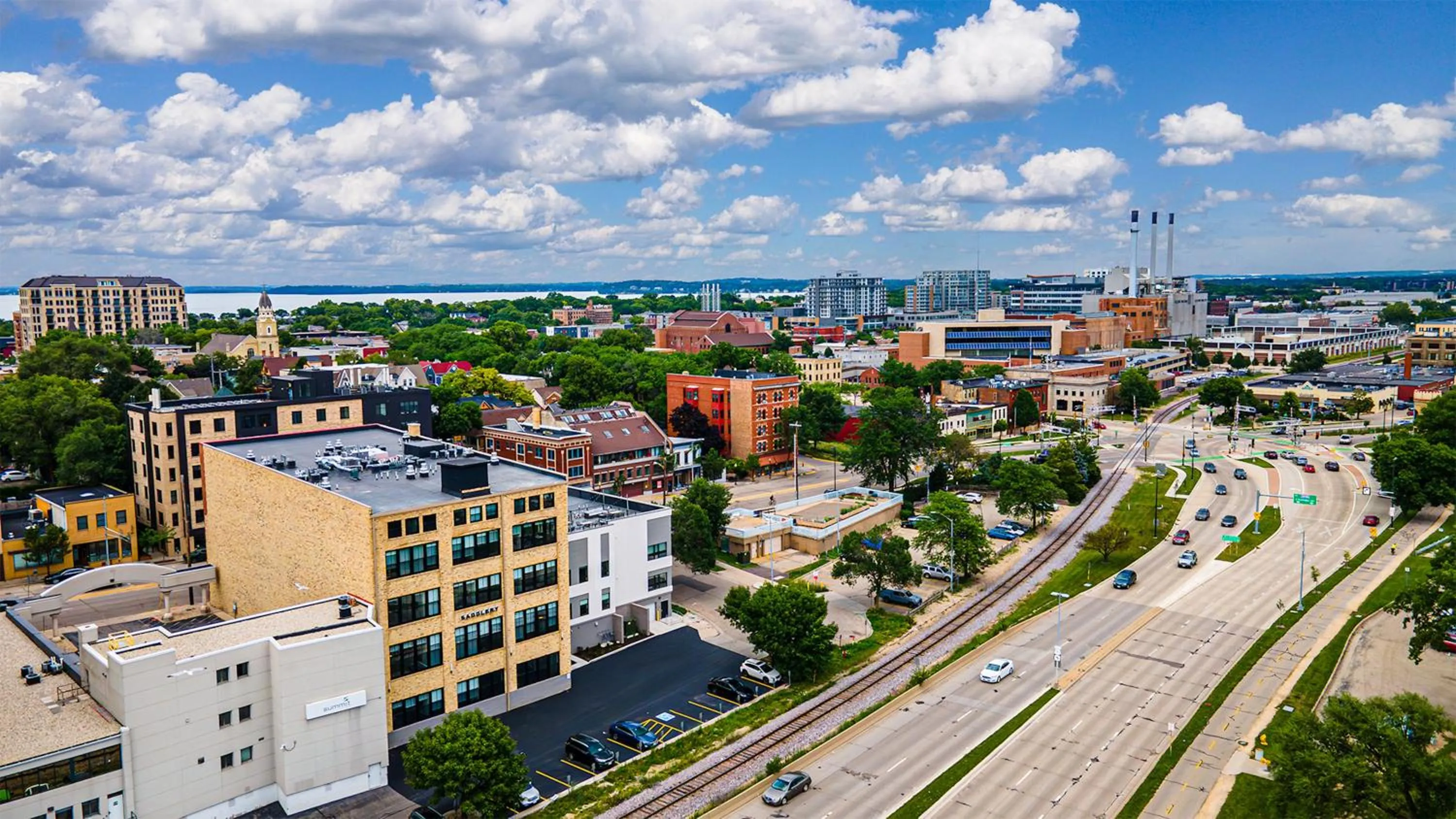 Area and facilities in The Saddlery Madison