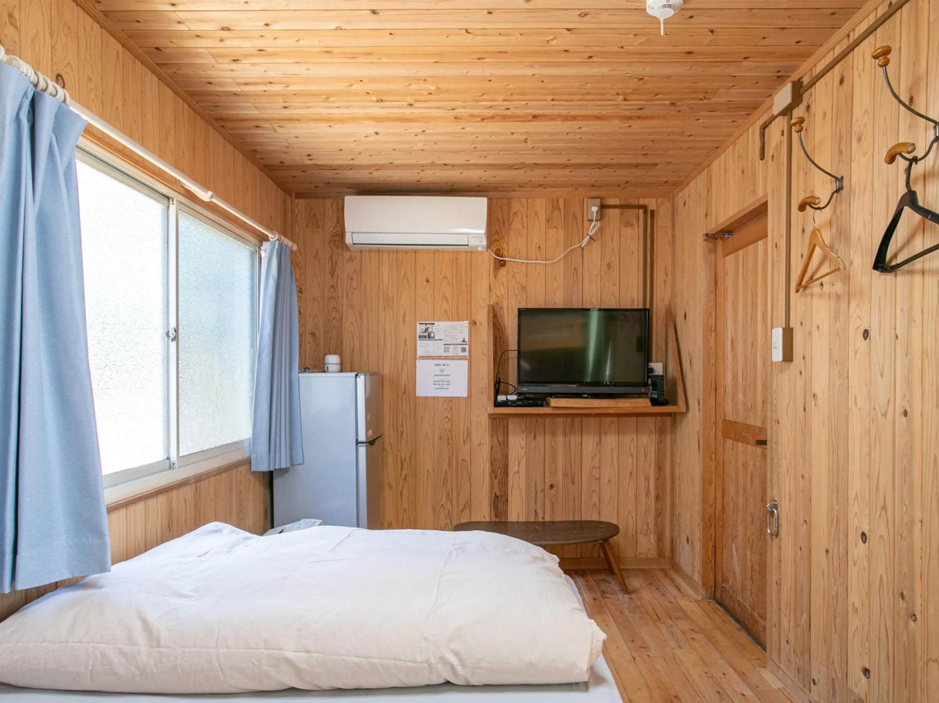 Bedroom, Bed in Tabist Guest house Pumping Surf