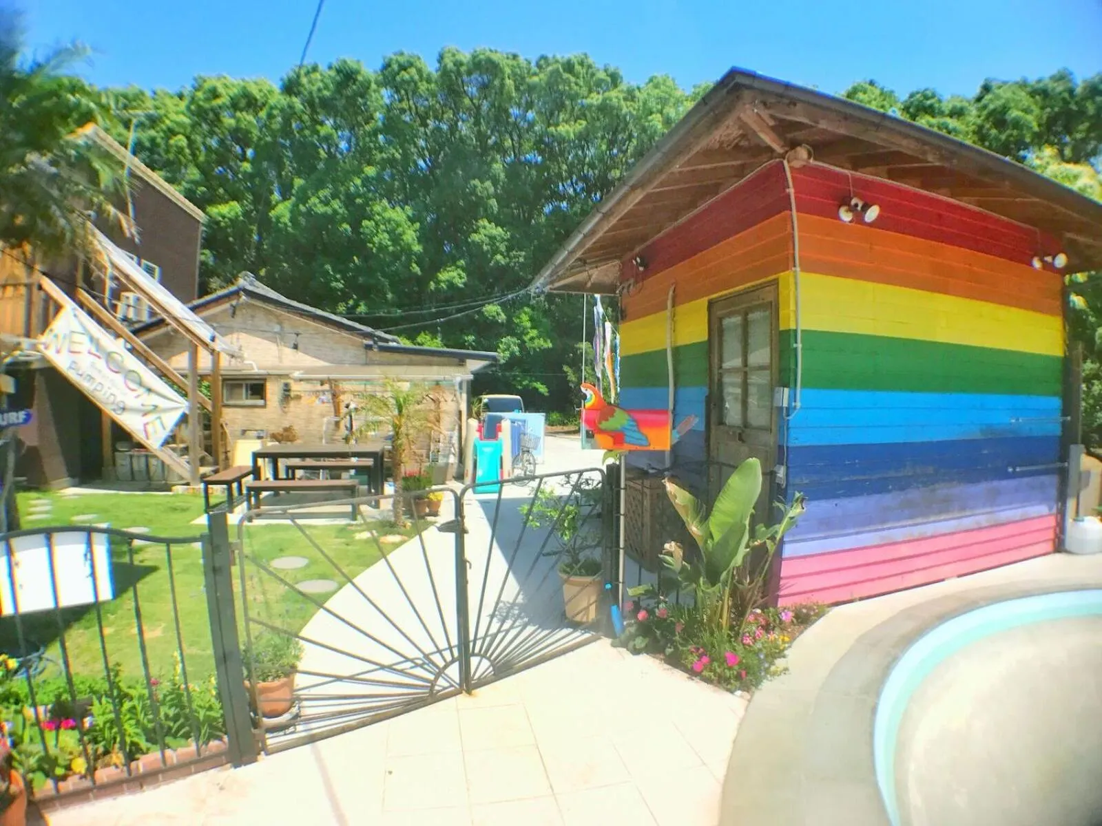 Property building in Tabist Guest house Pumping Surf