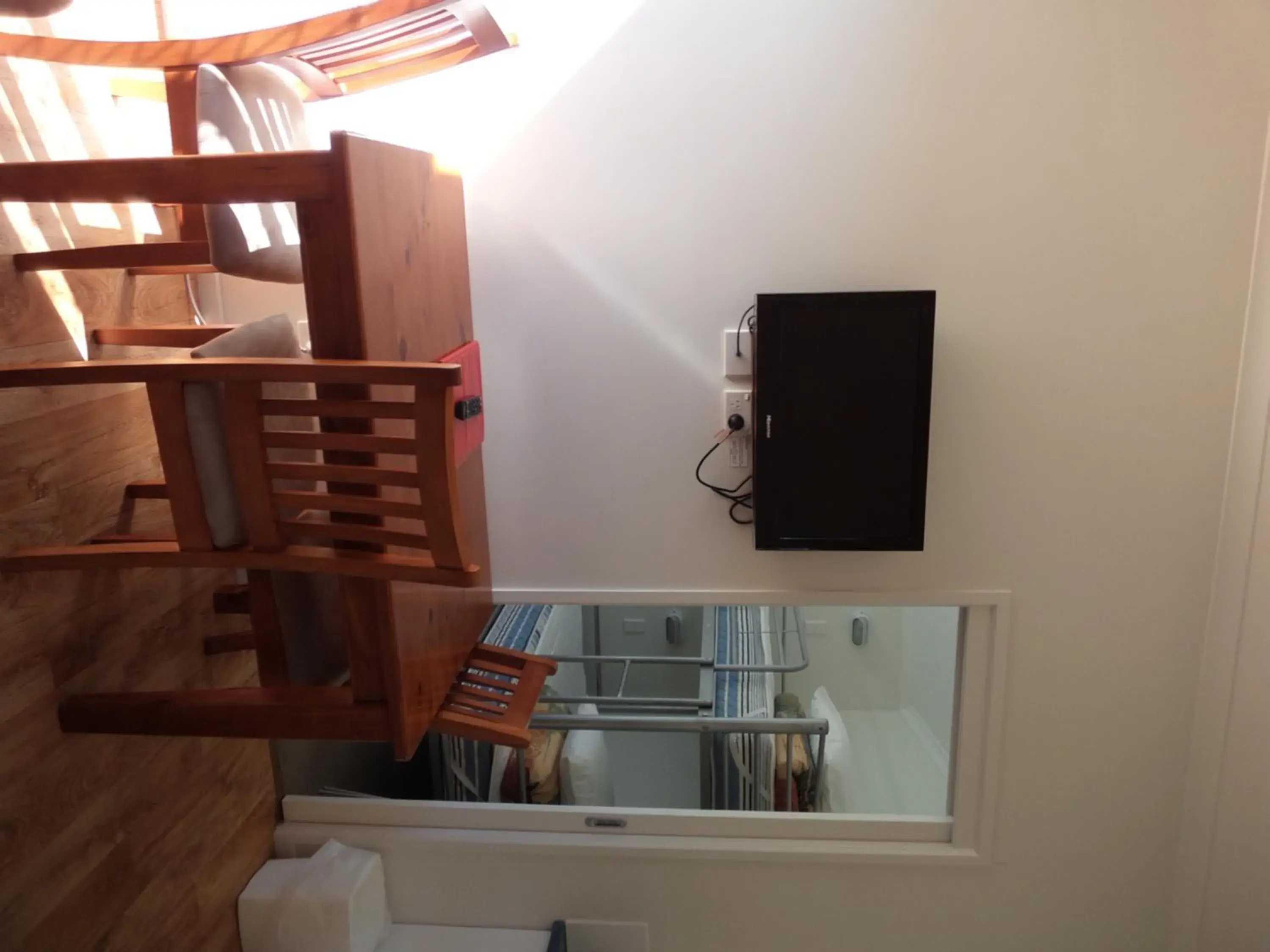 Dining area in Bicheno East Coast Holiday Park Dining area in Bicheno East Coast Holiday Park