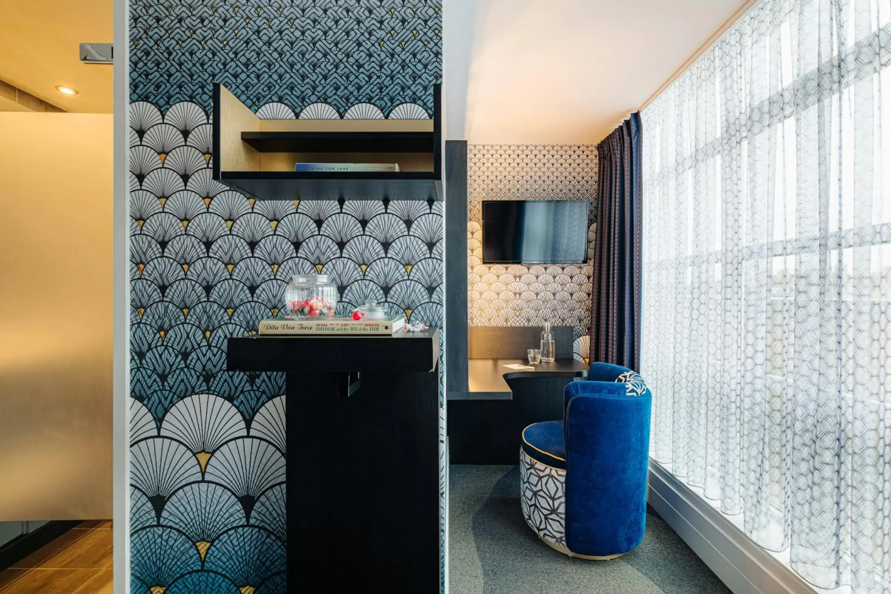 Photo of the whole room in NYX Hotel Amsterdam Rembrandt Square Photo of the whole room in NYX Hotel Amsterdam Rembrandt Square