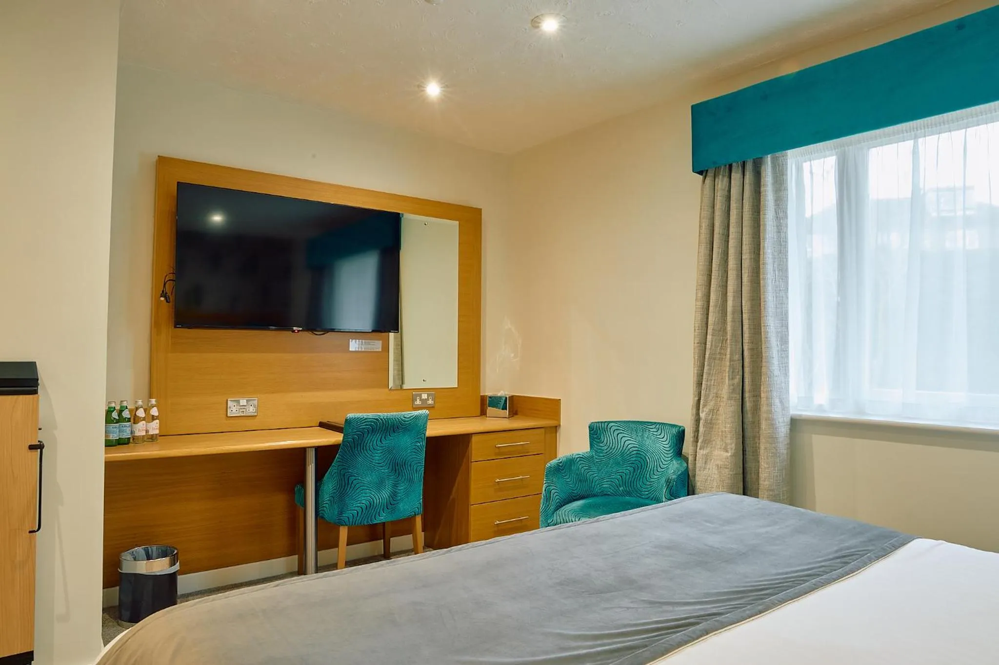 Bedroom, Bed in The Briar Court Hotel