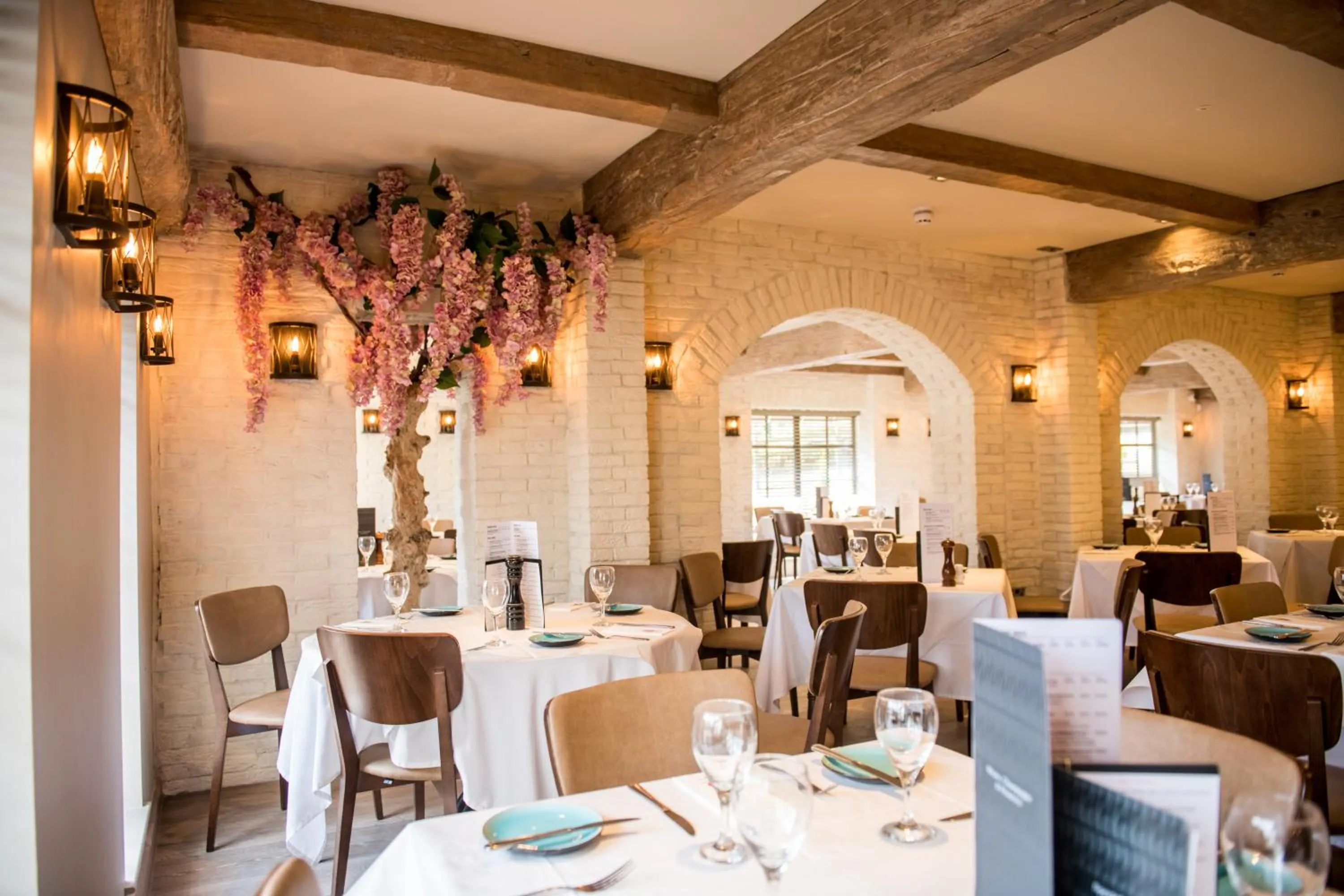 Restaurant/places to eat in The Briar Court Hotel