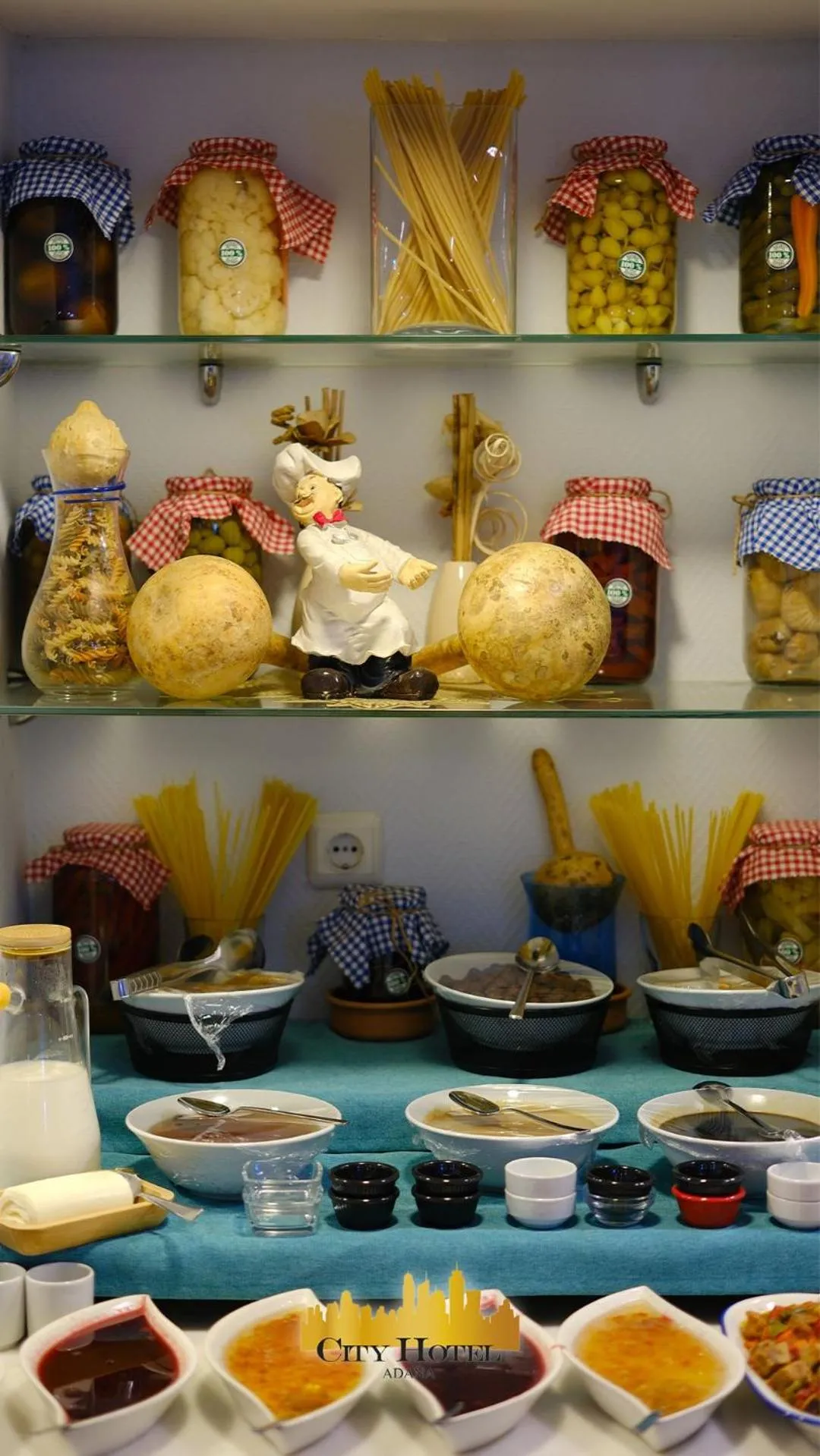 Restaurant/places to eat in Adana City Boutique Hotel