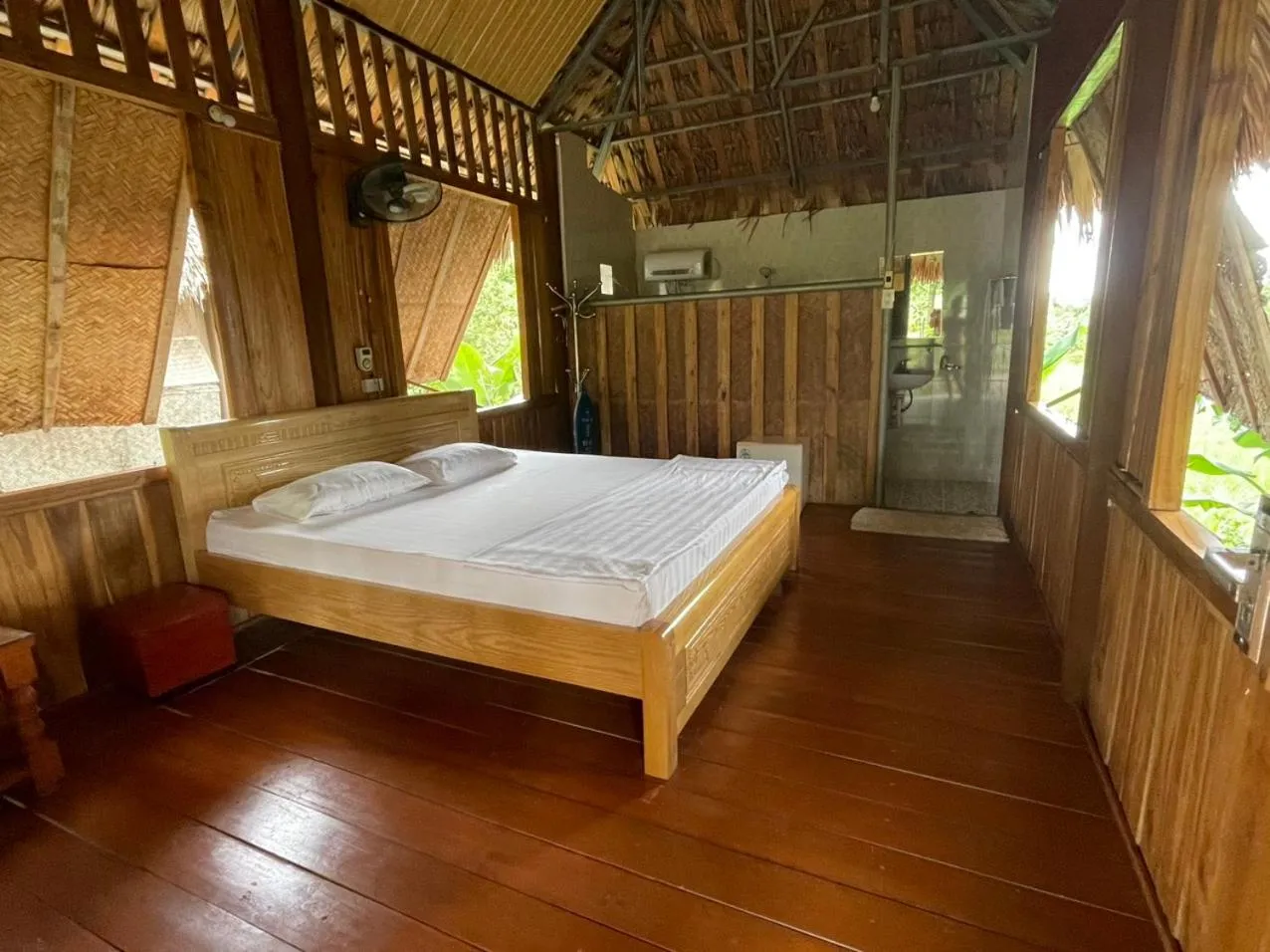 Bed in Cuc Phuong Bungalow