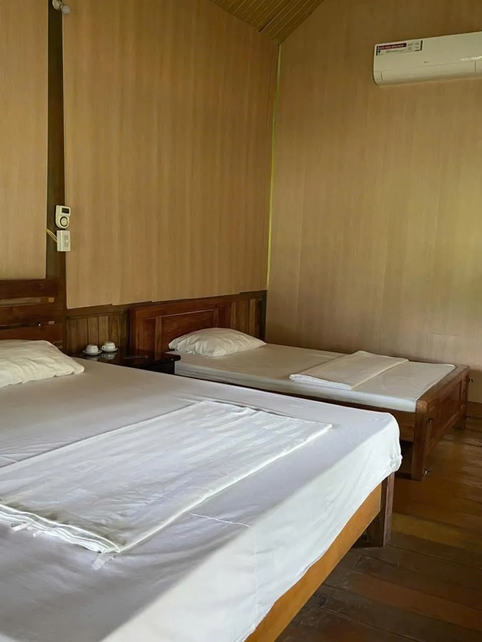 Bed in Cuc Phuong Bungalow