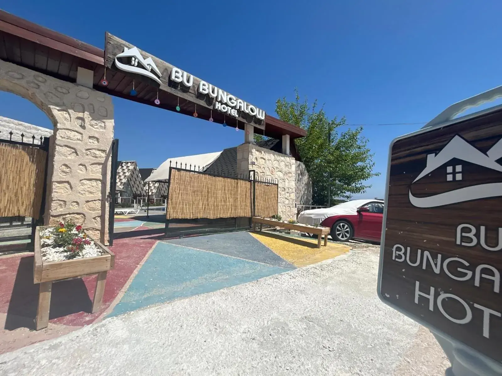 Quiet street view in Bu Bungalow Hotel Quiet street view in Bu Bungalow Hotel