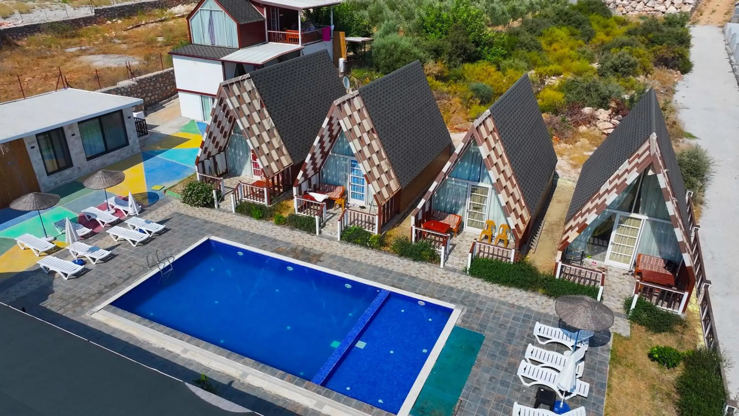 Pool view in Bu Bungalow Hotel Pool view in Bu Bungalow Hotel