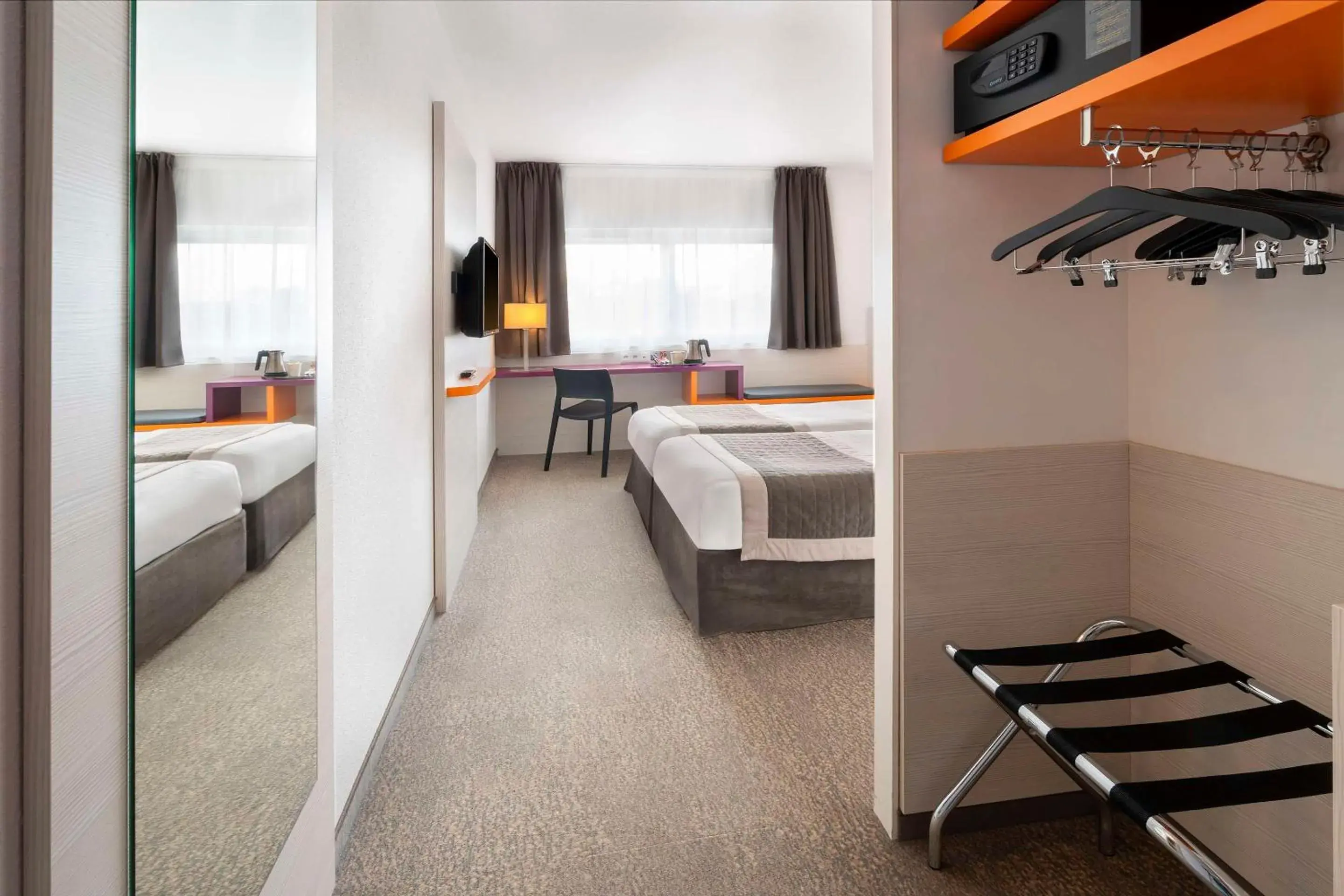 Bedroom, Bed in Best Western Colmar Expo Bedroom, Bed in Best Western Colmar Expo