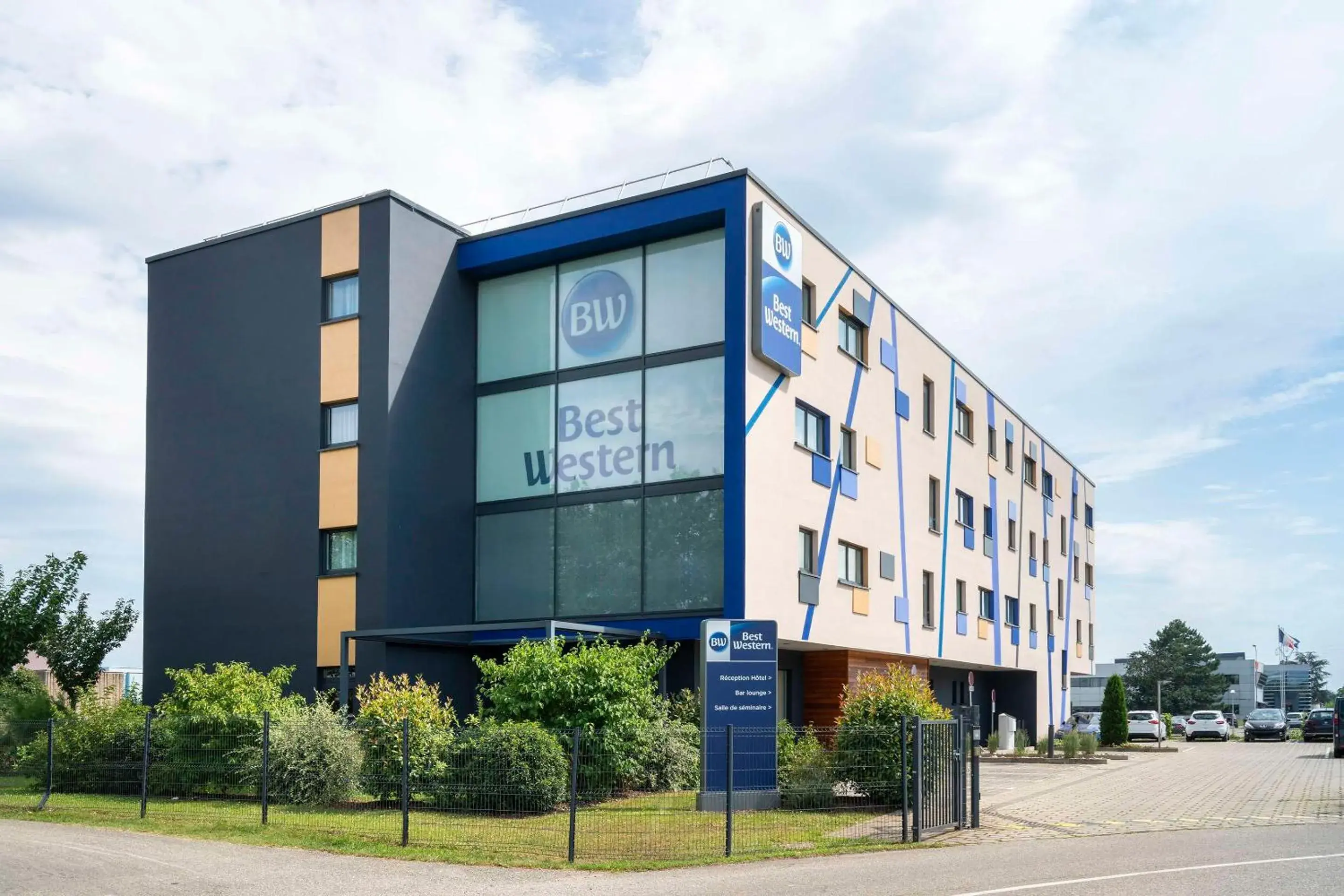 Property building in Best Western Colmar Expo Property building in Best Western Colmar Expo