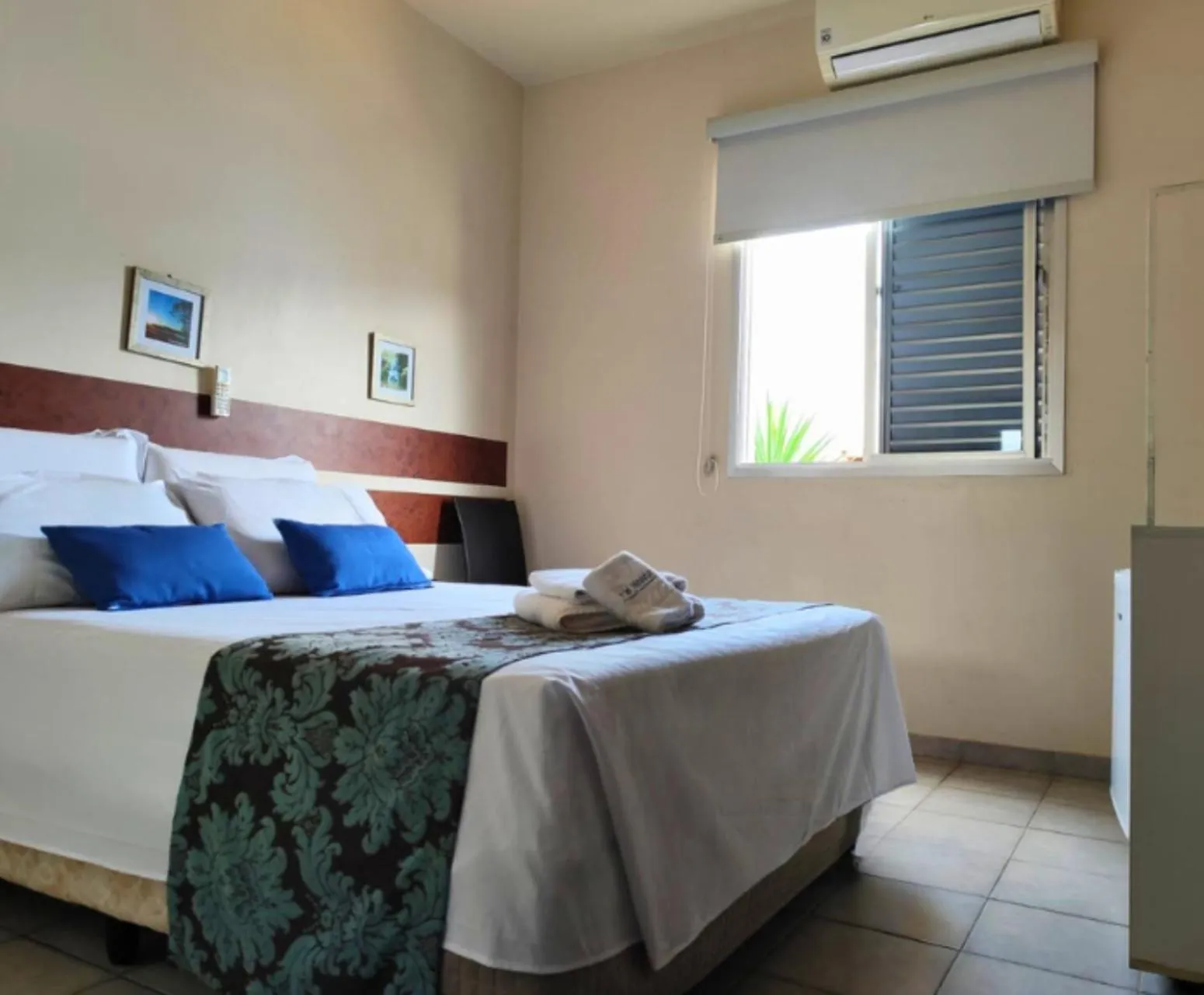 Bed in Hotel Minastur