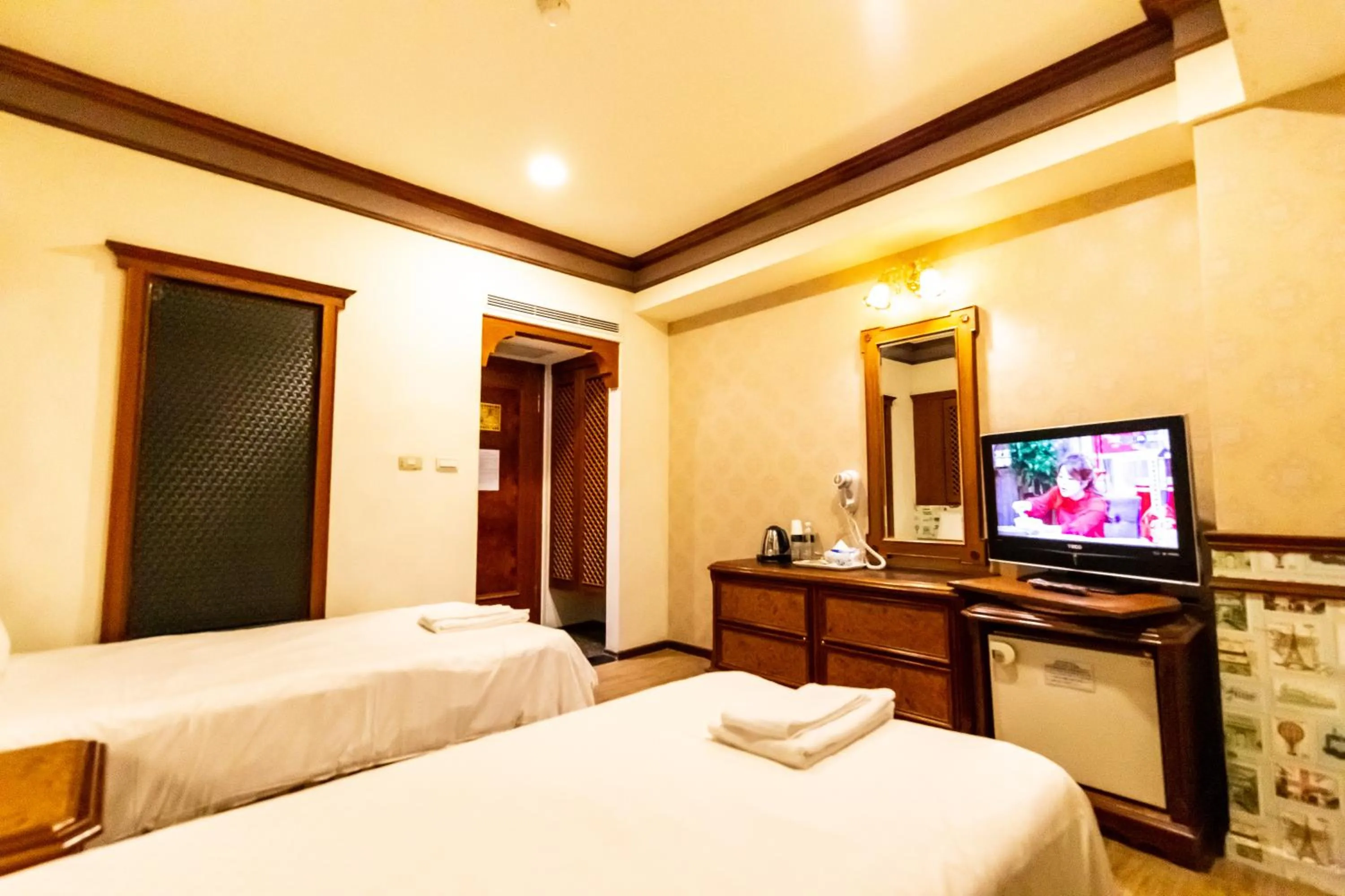 Bedroom, Bed in I HI Sanduo Travel Hotel