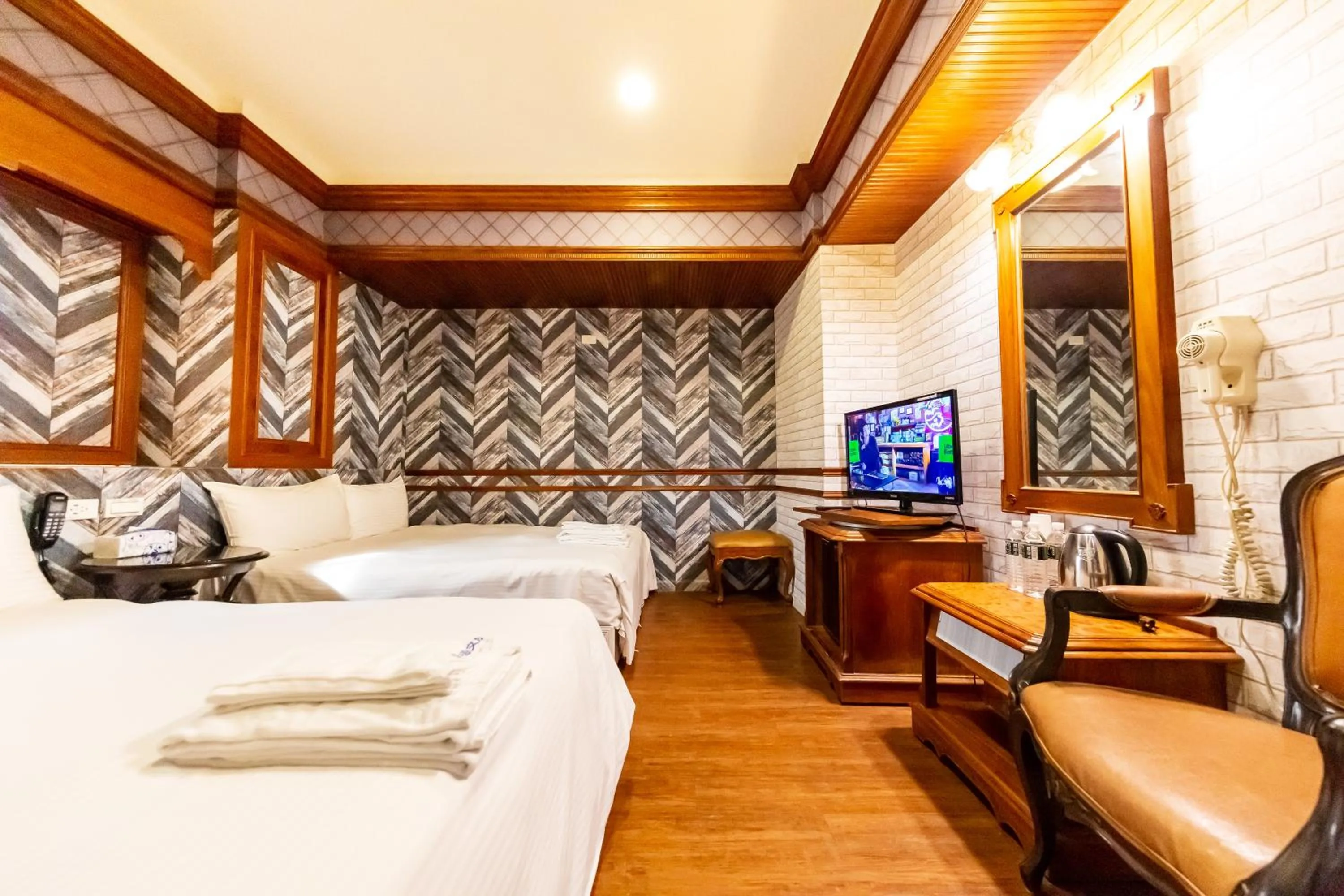 Photo of the whole room, Bed in I HI Sanduo Travel Hotel